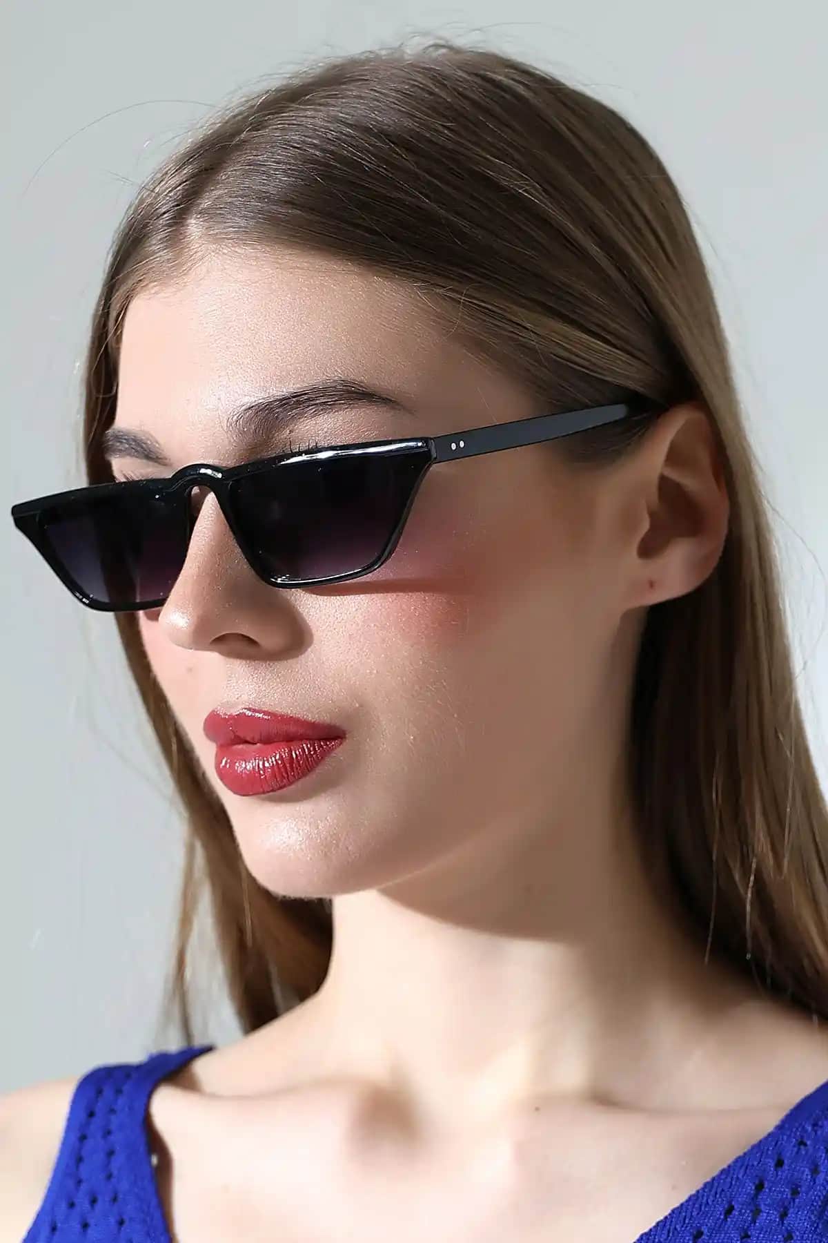 Eyesofia Sofia Siyah Güneş Gözlüğü: Şıklık ve Fonksiyonelliğin Modern Buluşması