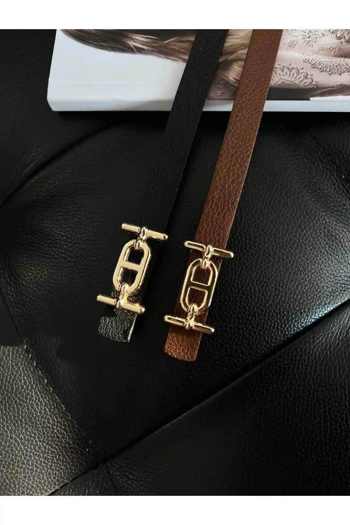 Fiori 2'li Gold Tokalı İnce Kemer: Şıklık ve Fonksiyonellik Sunan Modern Tasarım