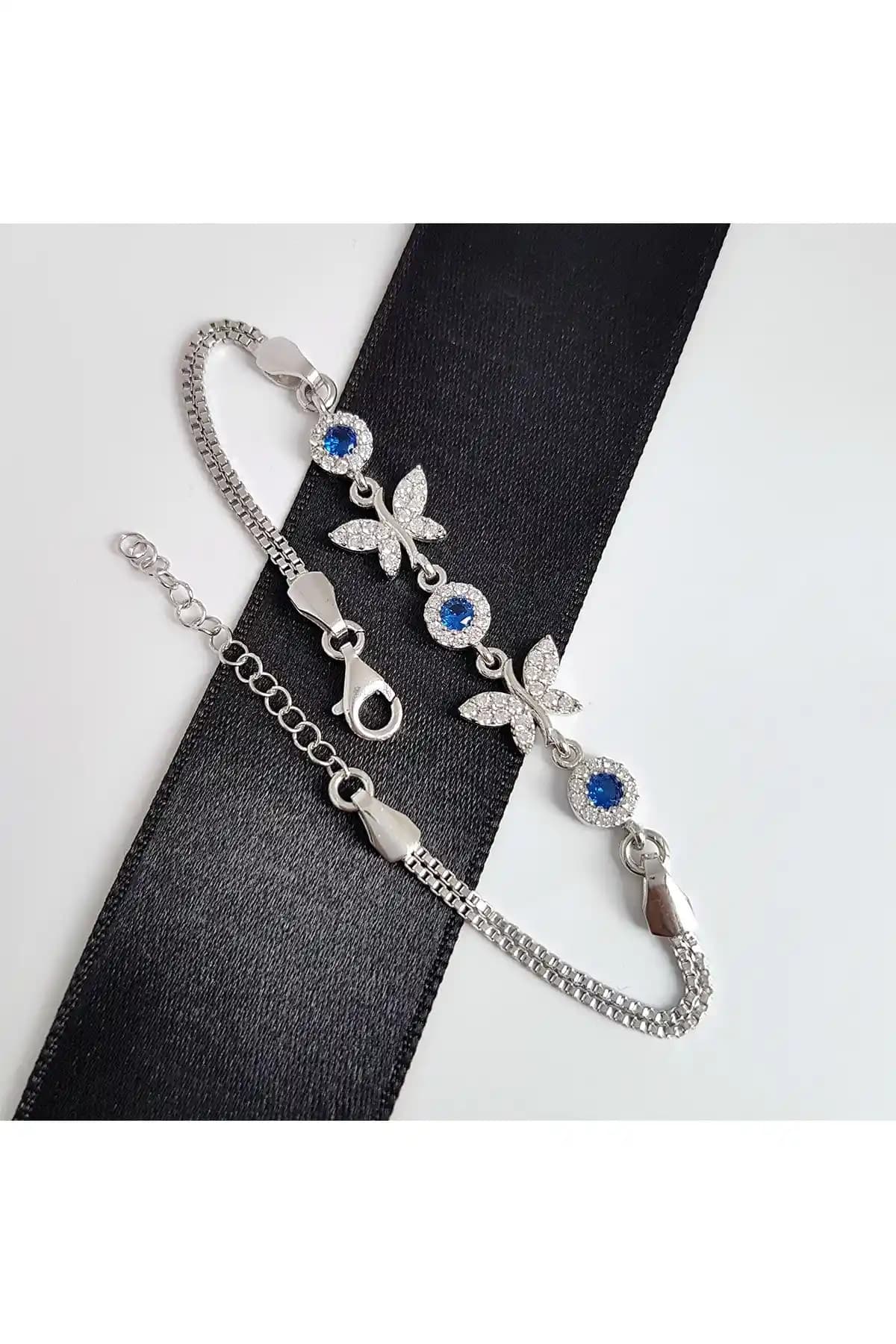 Gü<müş> Pazarım Safir Renkli Kelebek Gümüş Bileklik: Zarif ve Doğal Tasarım