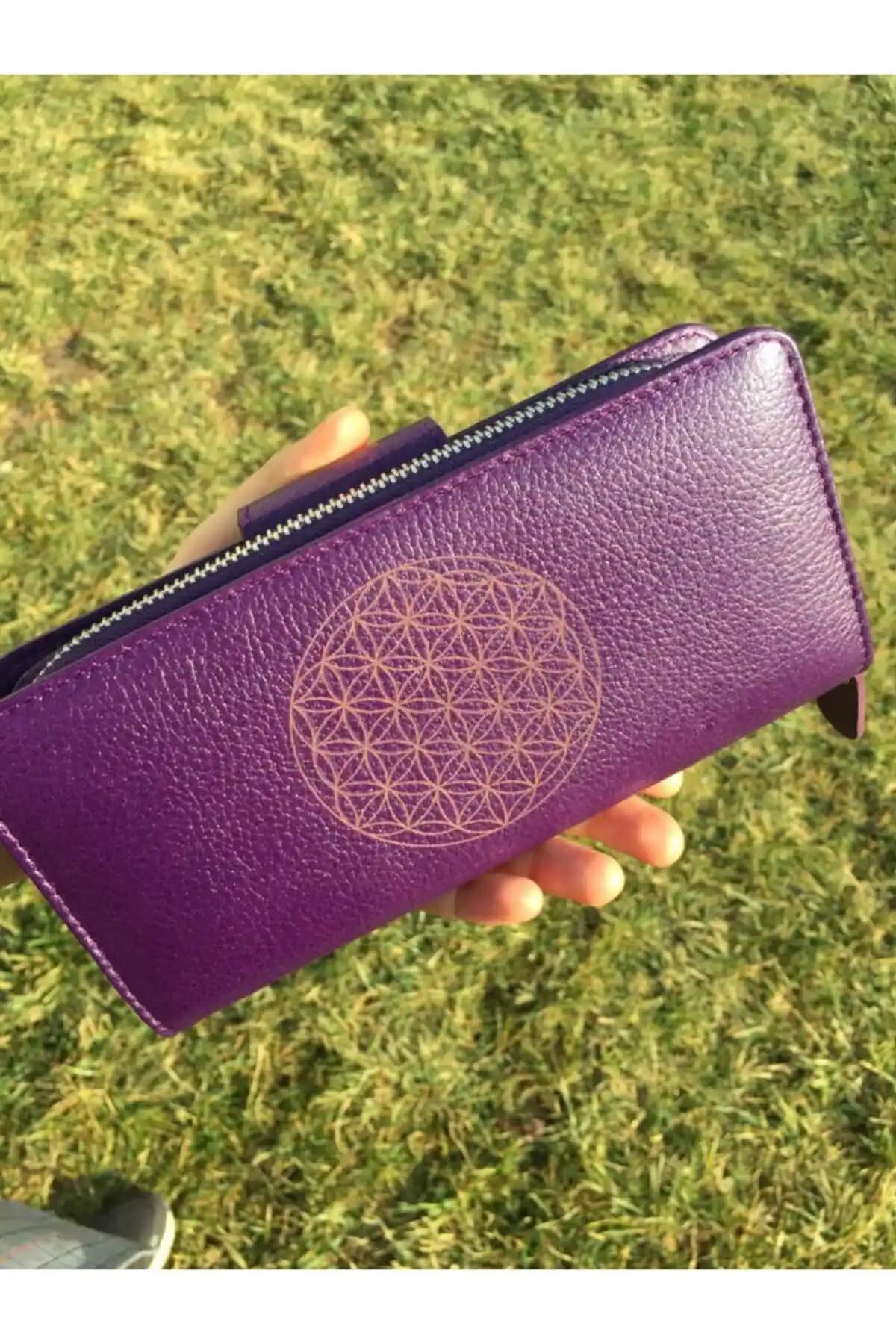 Hakiki deri mor cüzdan yaşam çiçeği baskısı şık ve dayanıklı tasarım