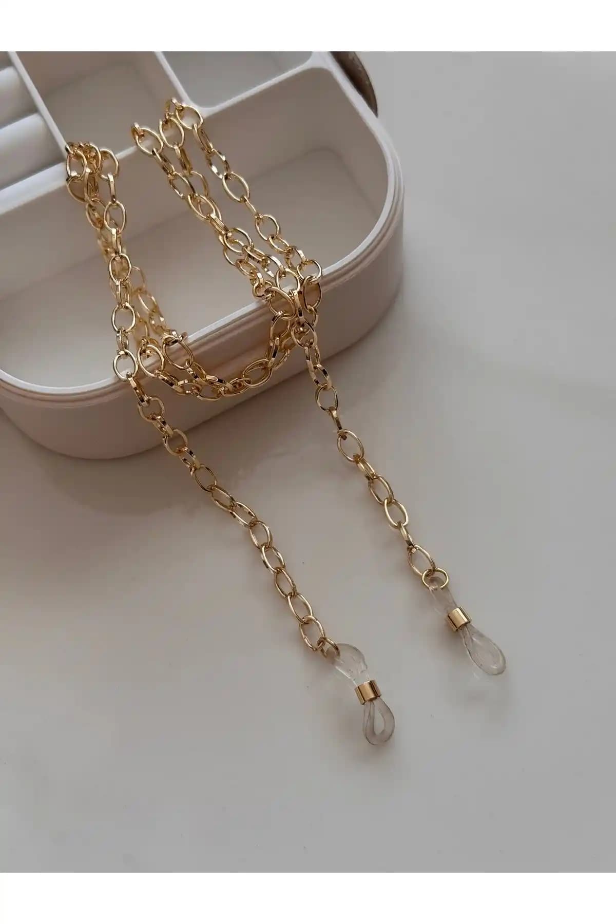 HERCY Kadınlar İçin Altın Kaplama Zincir Gözlük Askısı Modern ve Zarif Tasarım