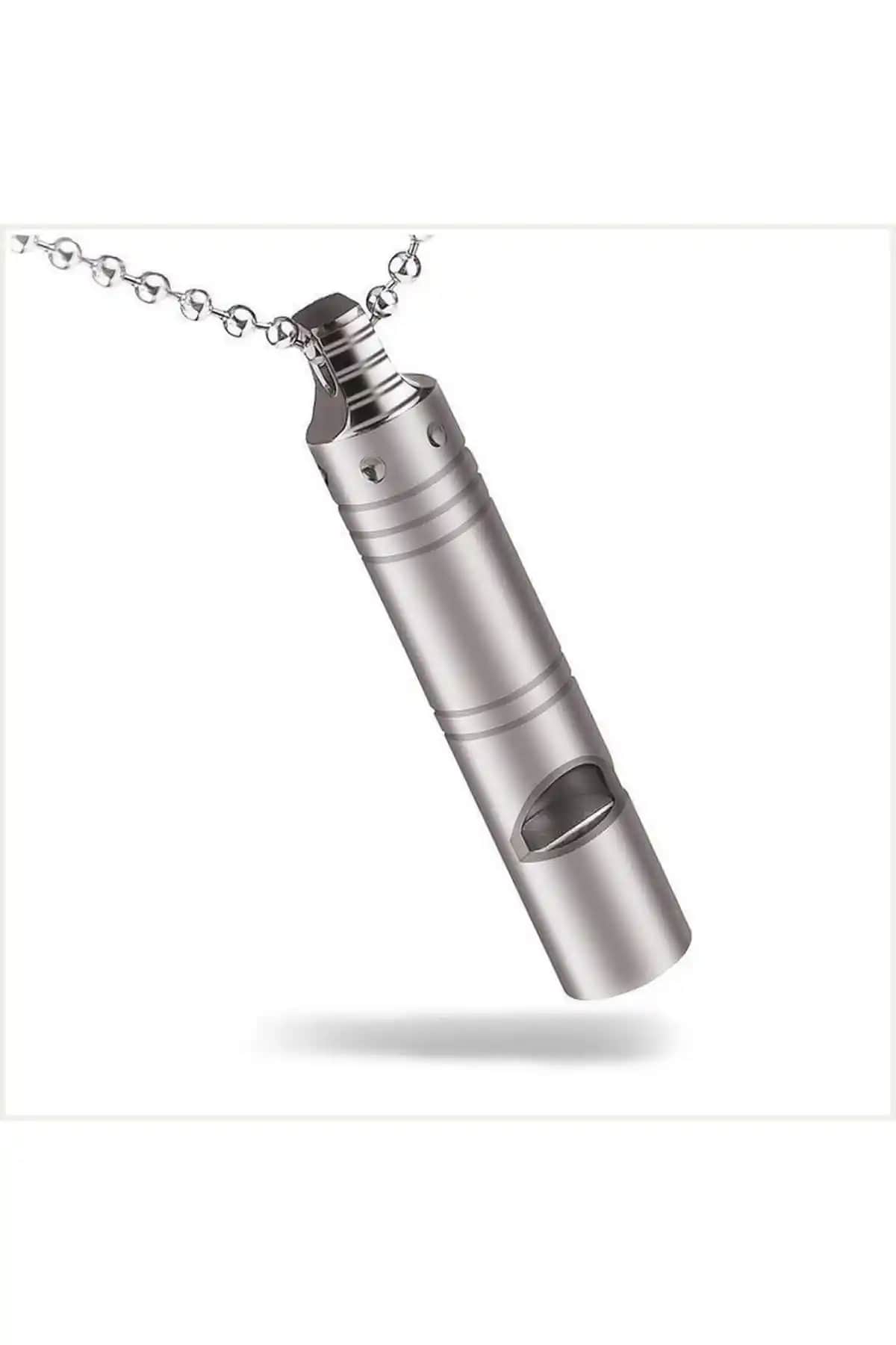 Herşey Nota Paslanmaz Çelik Kolye: Şıklık ve Dayanıklılığı Bir Arada Sunar