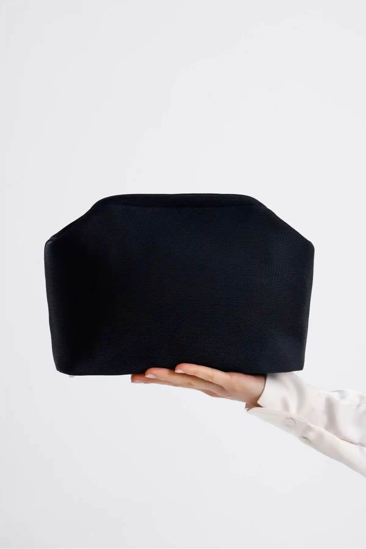 HEYBE Kadın Siyah Clutch Çanta Portföy El Çantası Şıklık ve Fonksiyonelliğin Buluşması