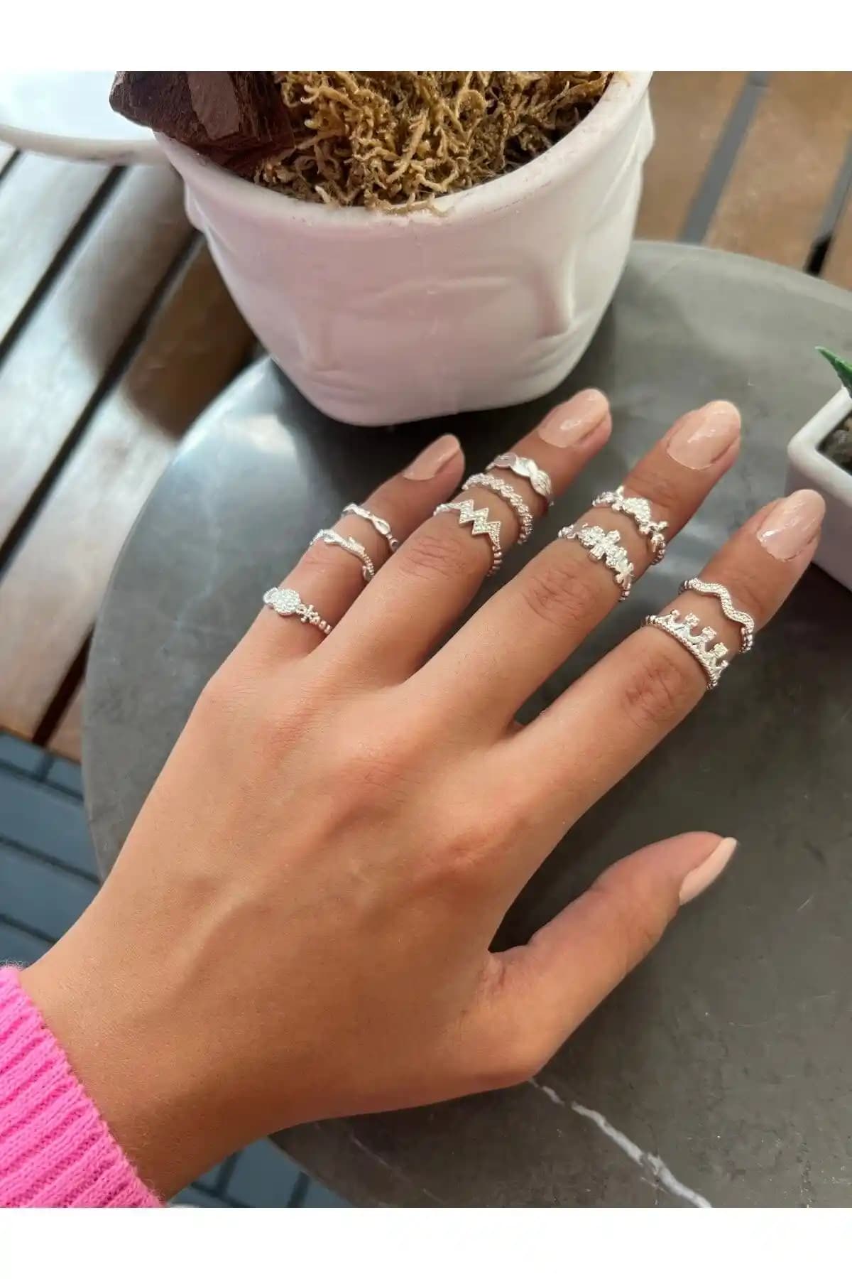 Jack Ferrero Çok Renkli Eklem Yüzüğü Seti 10 Parça Şık ve Trend Takı Seçeneği