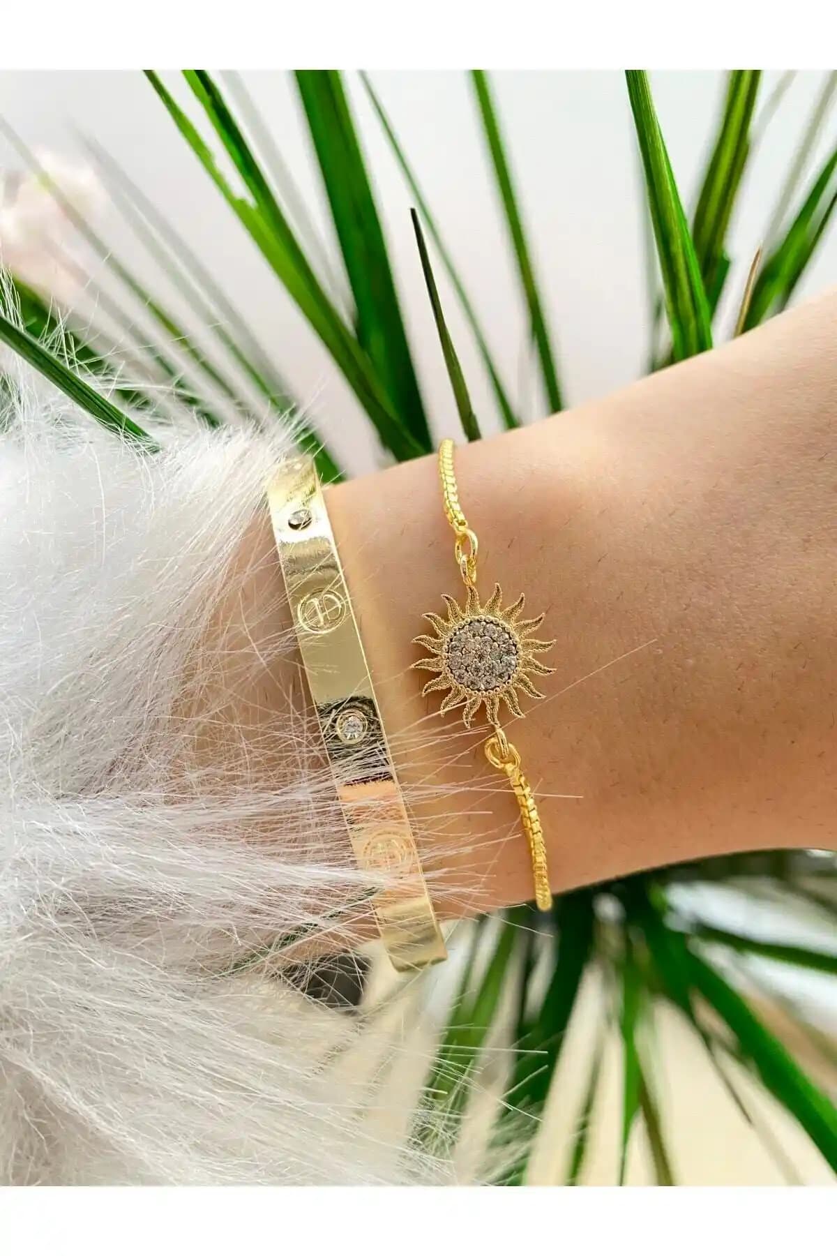 Jenny Daphne Kadın Kombin Altın Kaplama Bileklik Seti Şık ve Dayanıklı Tasarım