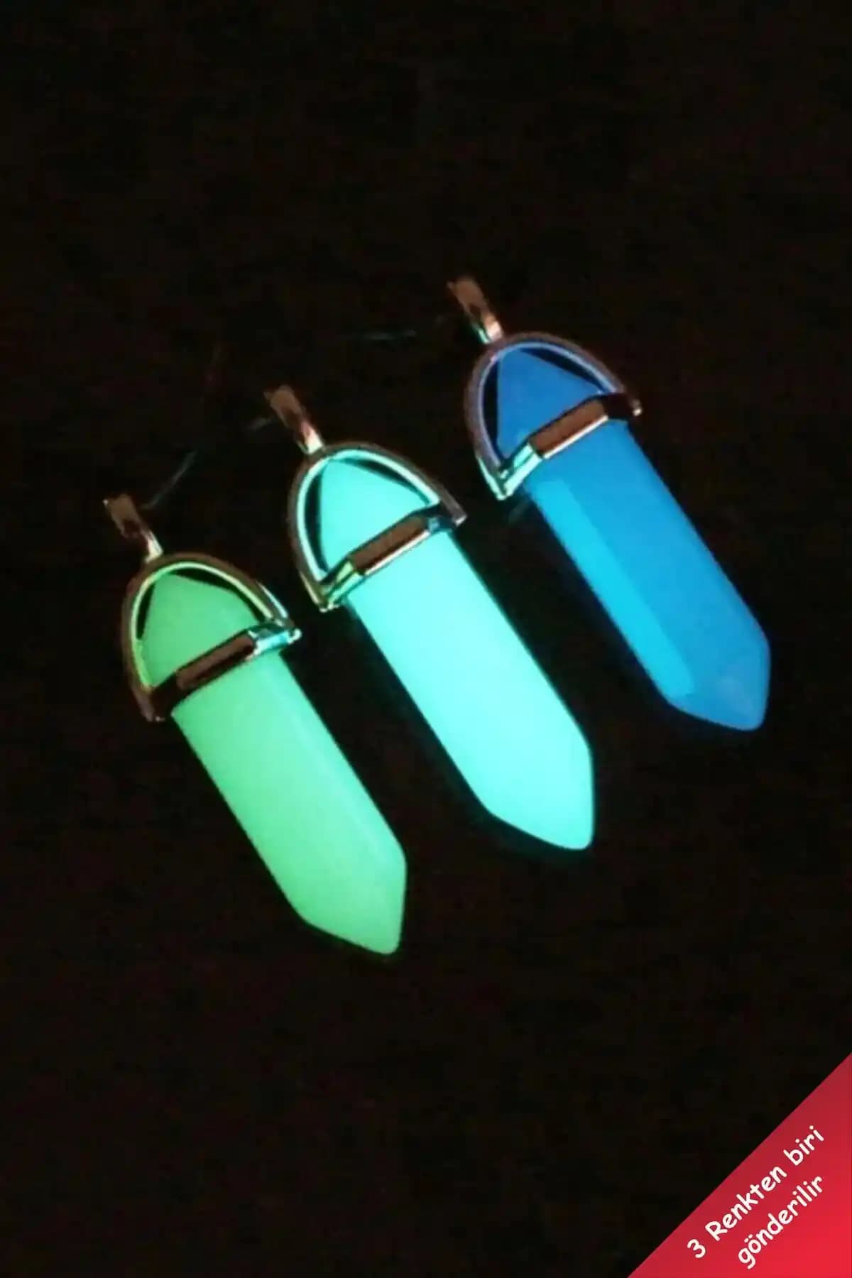 Karanlıkta Parlayan Doğal Taş Kolye: Şıklık ve Gizemi Bir Arada Sunar