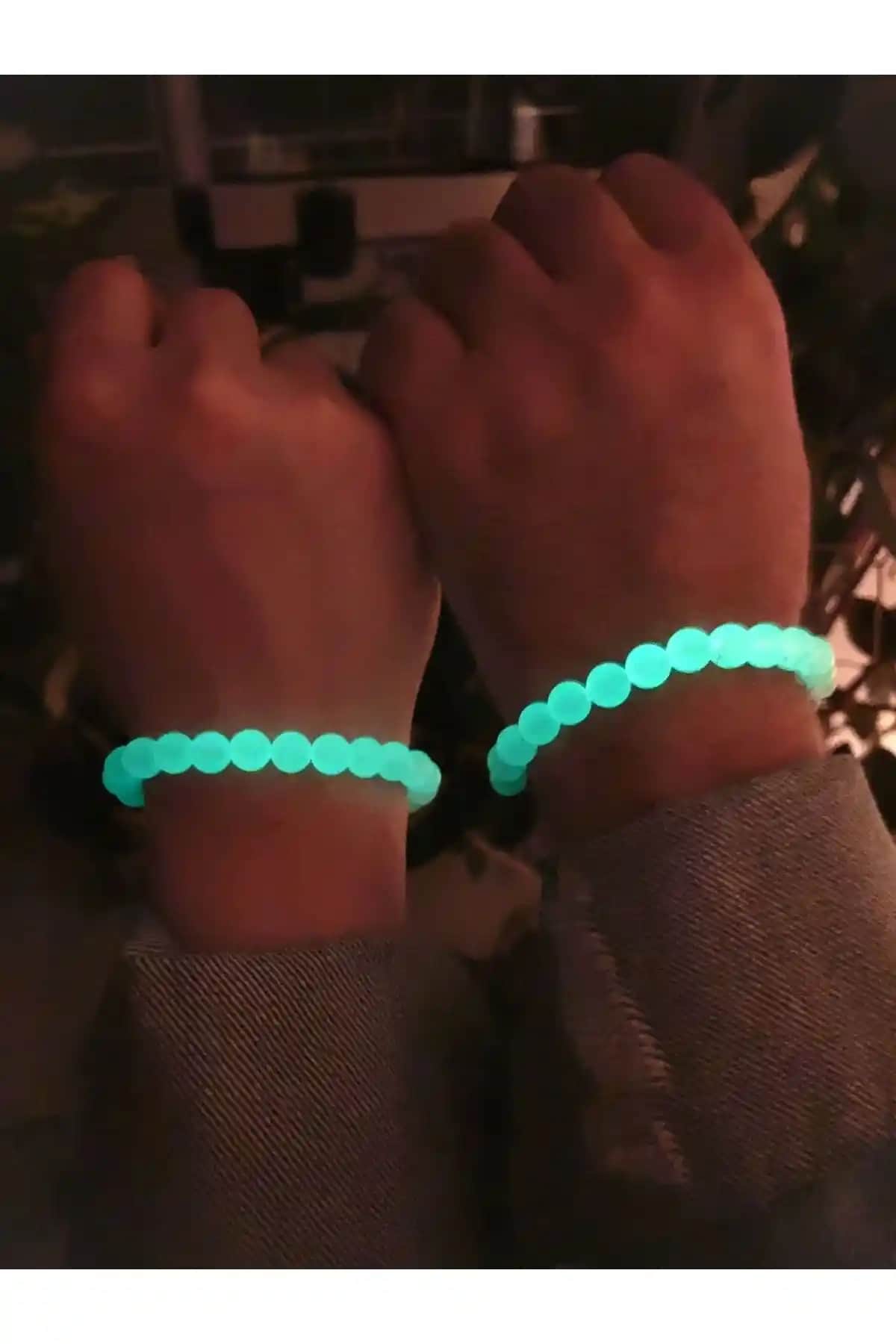 Karanlıkta Parlayan Fosforlu Kedigözü Sevgili Arkadaşlık Bilekliği: Doğal Taş ve Fosforlu Tasarım Özellikleri