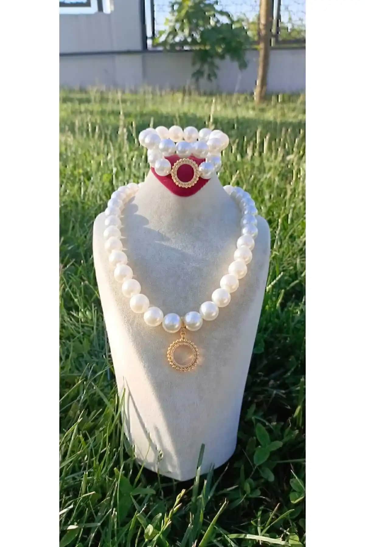 Kayalaraksesuar İncili Çeyrekli Kolye ve Bileklik Seti Şıklık ve Zarafetin Buluşması