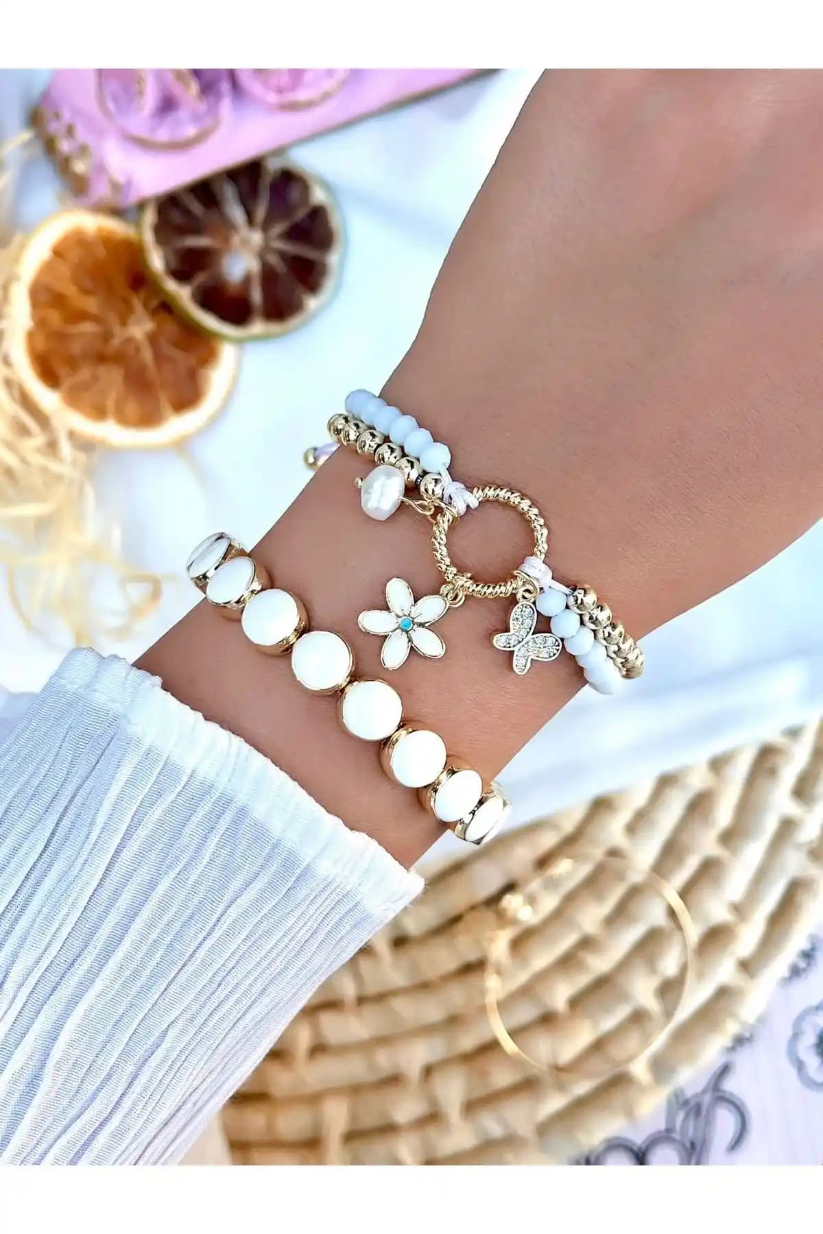 KBC Store Bodrum 2'li Bileklik Kombini: Şık, Dayanıklı ve Ayarlanabilir Takı Seçeneği