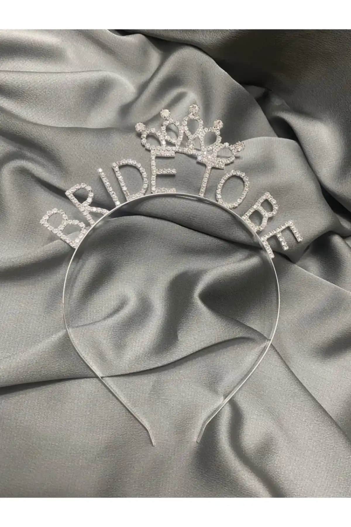 Kristal Taşlı Prenses Tacı - Zarif Gelin Aksesuarları ve Şıklık İçin Mükemmel Tercih