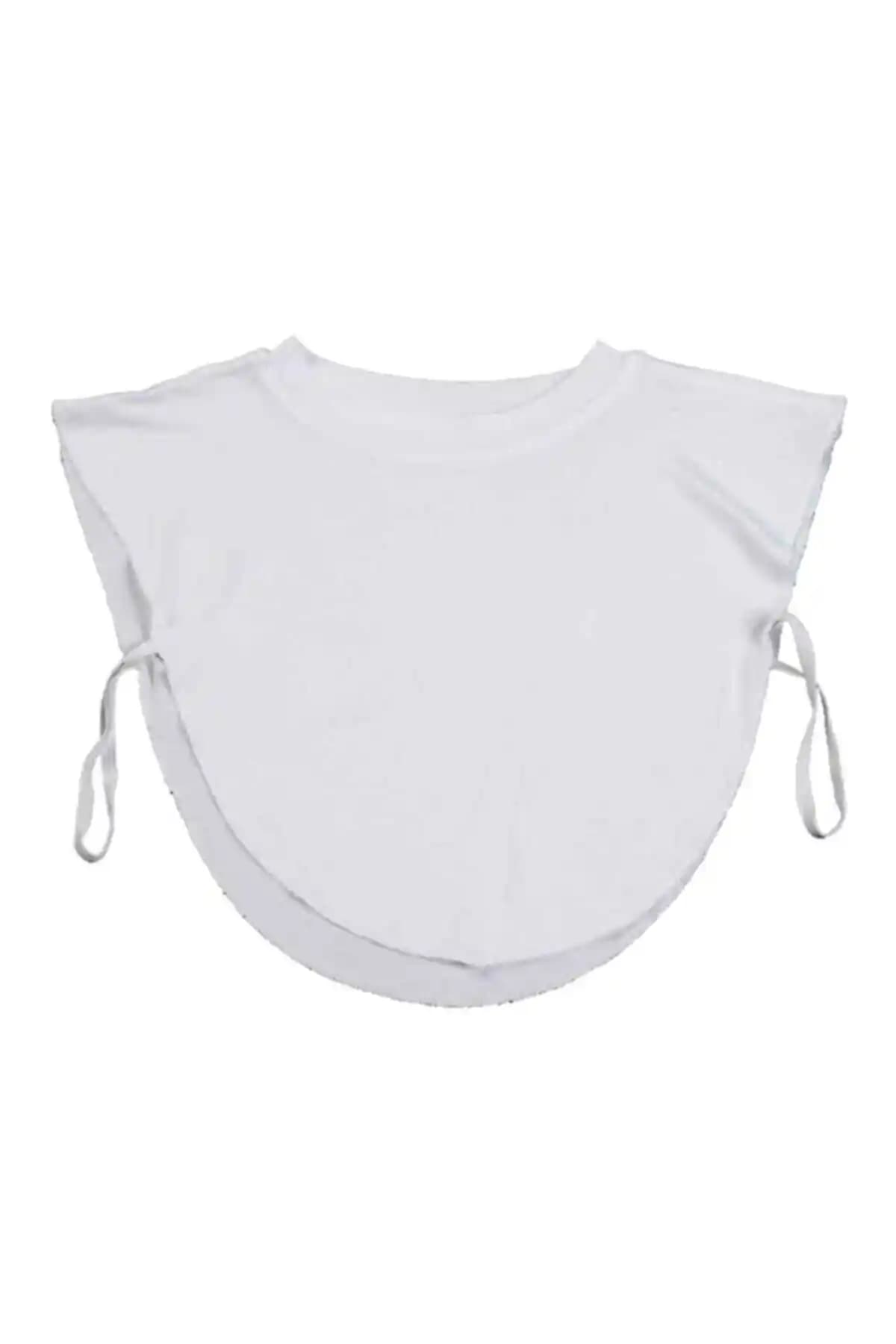 Kuayscarfs Beyaz Tesettür Boyunluk Simit Yaka Tasarımıyla Şıklık ve Konfor Sunar