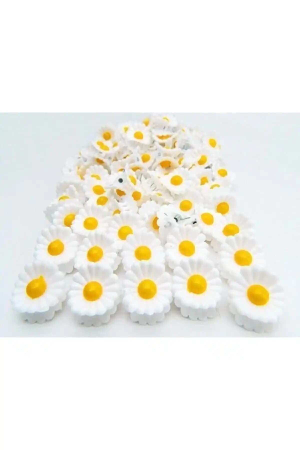 Küçük Papatya Mandal Toka Seti 24 Adet Hafif ve Şık Günlük Kullanım İçin