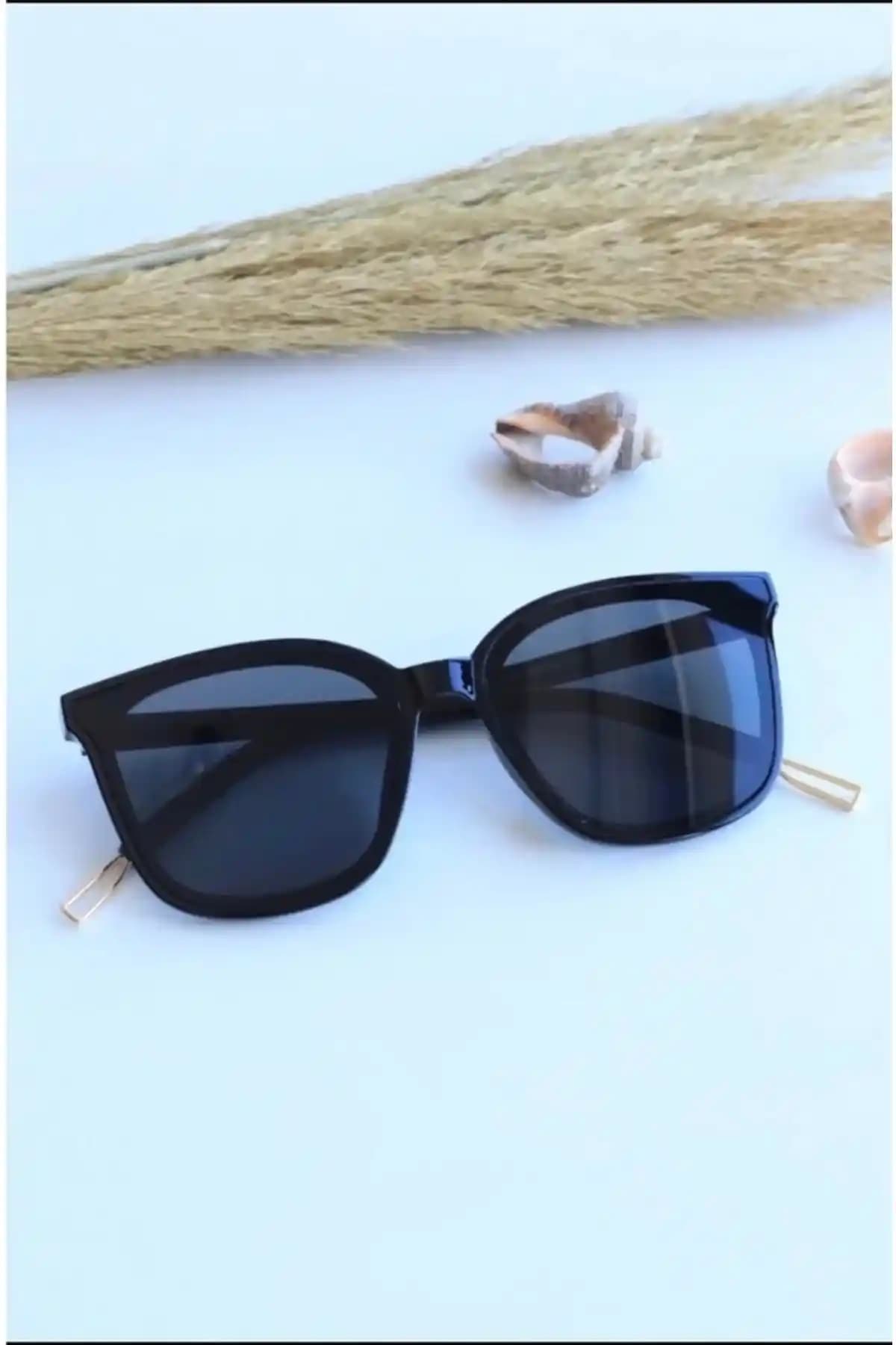 LOOKUP Unisex Güneş Gözlüğü Modern Tasarım ve Göz Sağlığını Koruyan Özelliklerle