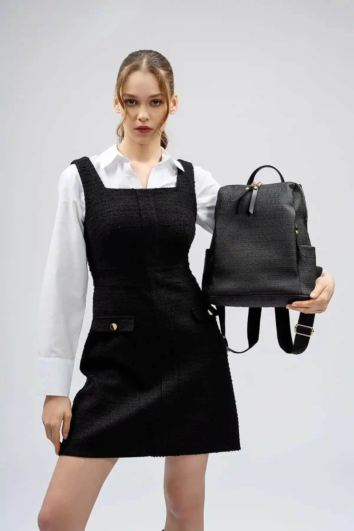 Lucky Bees Kadın Büyük Boy Sırt Çantası Modern ve Şık Tasarımıyla Günlük Kullanım İçin Uygun