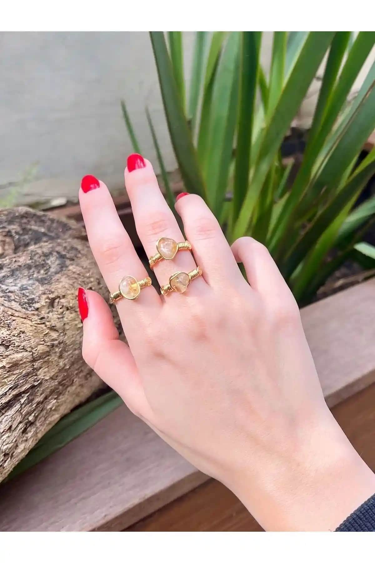 LunaStone Sitrin Doğal Taş Yüzük: Zarif ve Enerji Getiren Minimal Tasarım