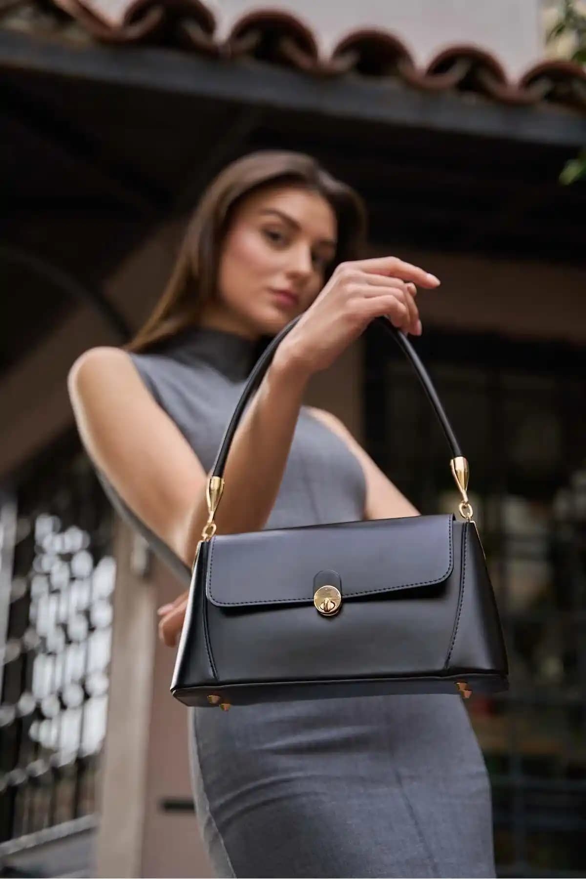 Madamra Siyah Kadın Retro Deri Görünümlü Omuz Çantası Günlük ve Şık Kullanım İçin