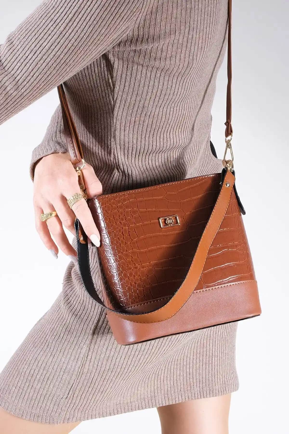 Marjin Vesla Kadın Omuz Çantası Şık ve Fonksiyonel Tasarımıyla Günlük Kullanım İçin Uygun