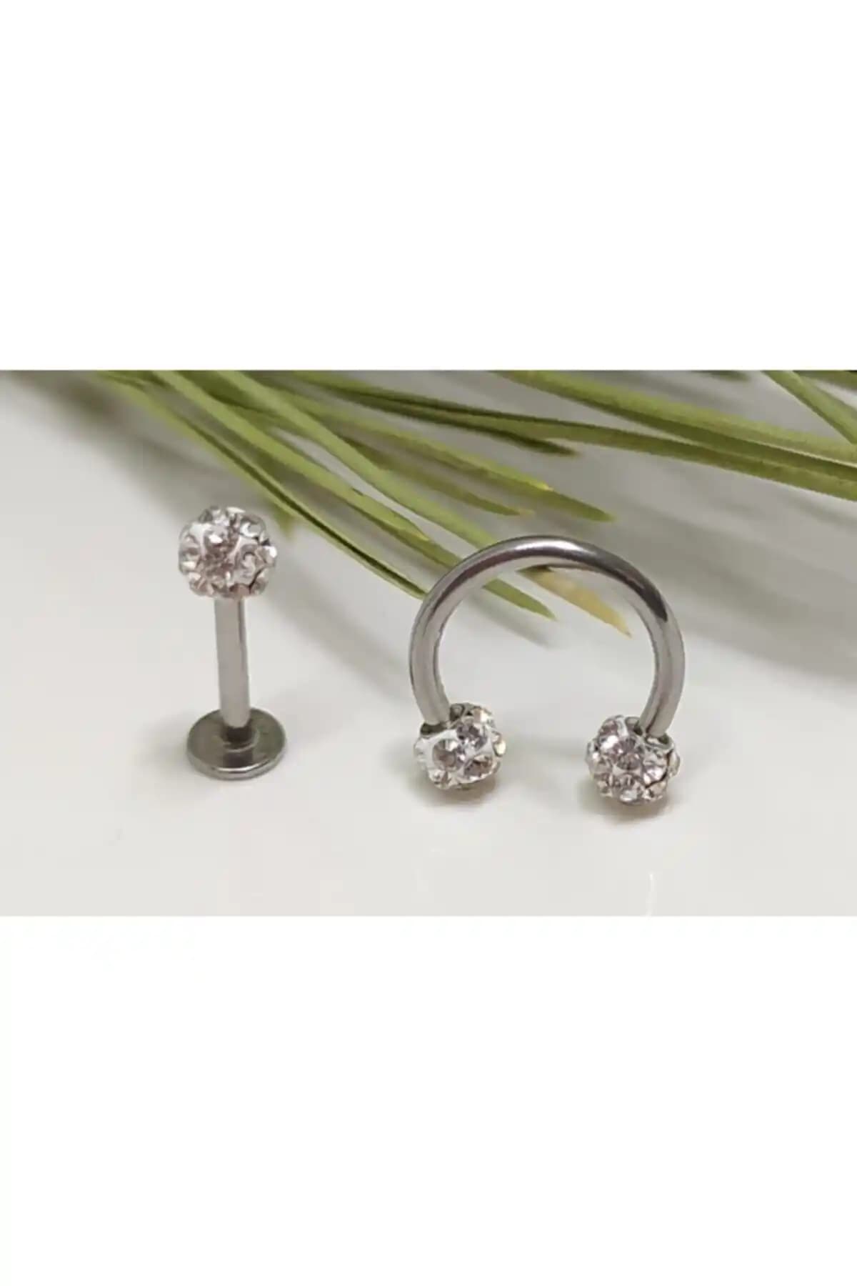 MedBlack Jewelry Cerrahi Çelik Piercing: Estetik ve Dayanıklılığı Bir Arada Sunar