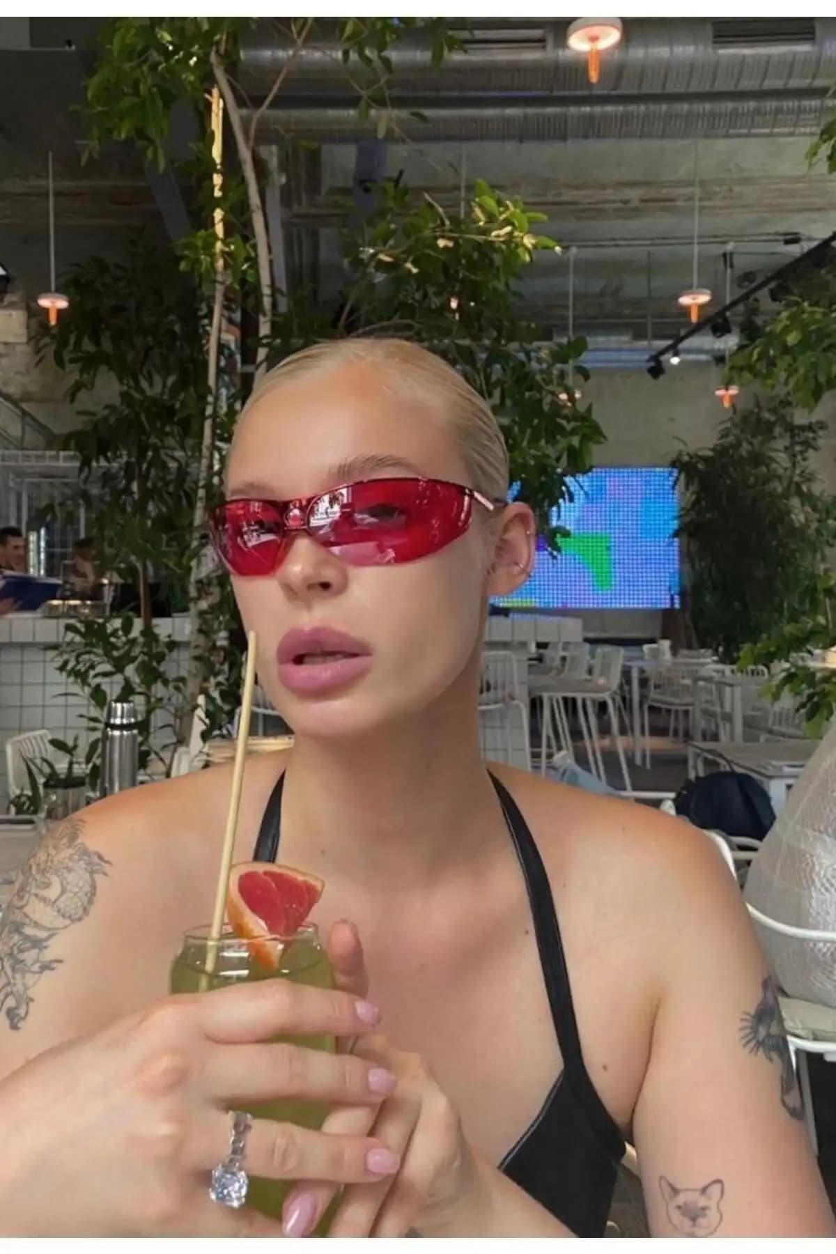 Milenyum Y2k Unisex Güneş Gözlüğü: Şık Tasarım ve Göz Sağlığını Koruyan Özellikler