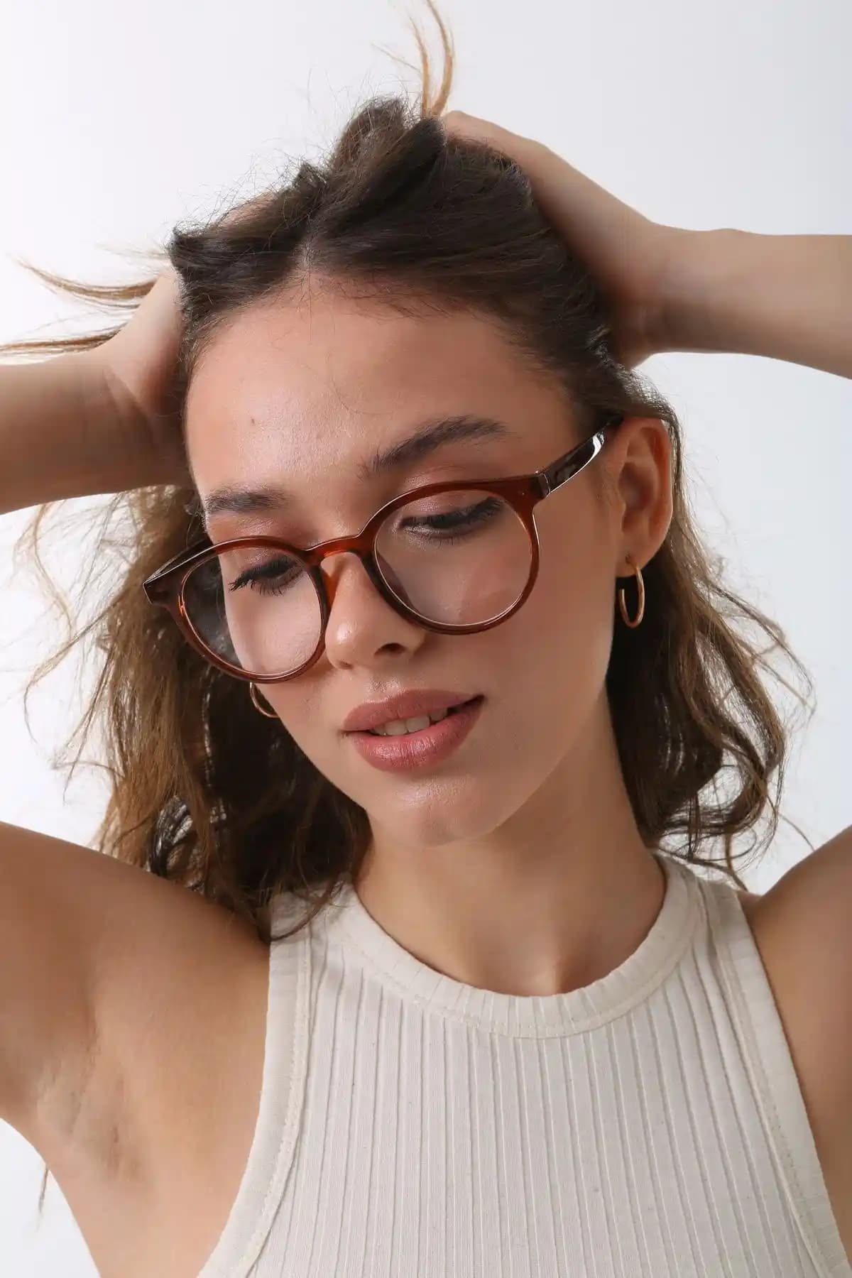 ModaLand Yeni Sezon Unisex Güneş Gözlüğü: Şık ve Koruyucu Yaz Aksesuarları