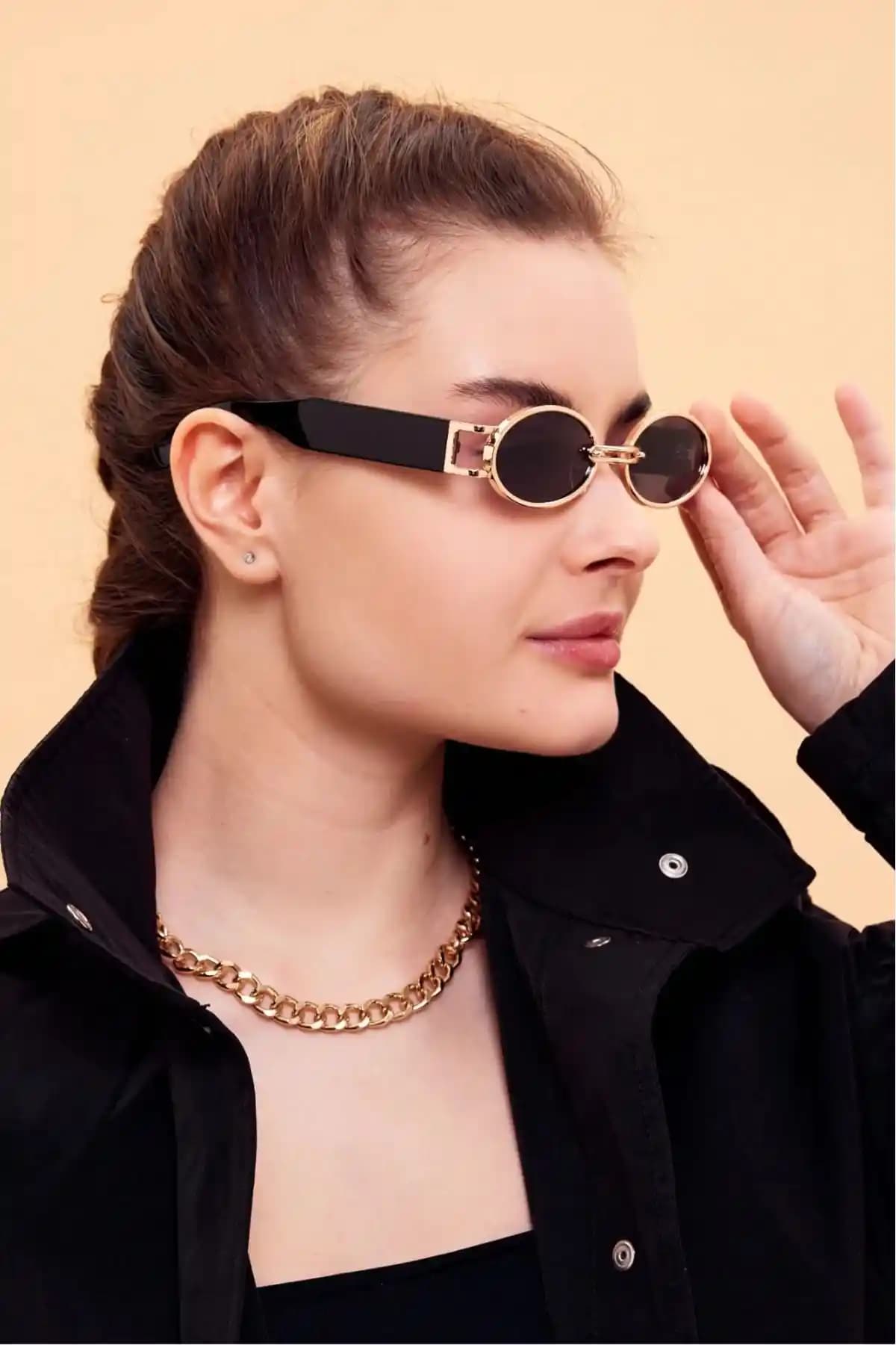 Modalucci Unisex Güneş Gözlüğü: Şıklık ve Koruma Sunan Modern Tasarım