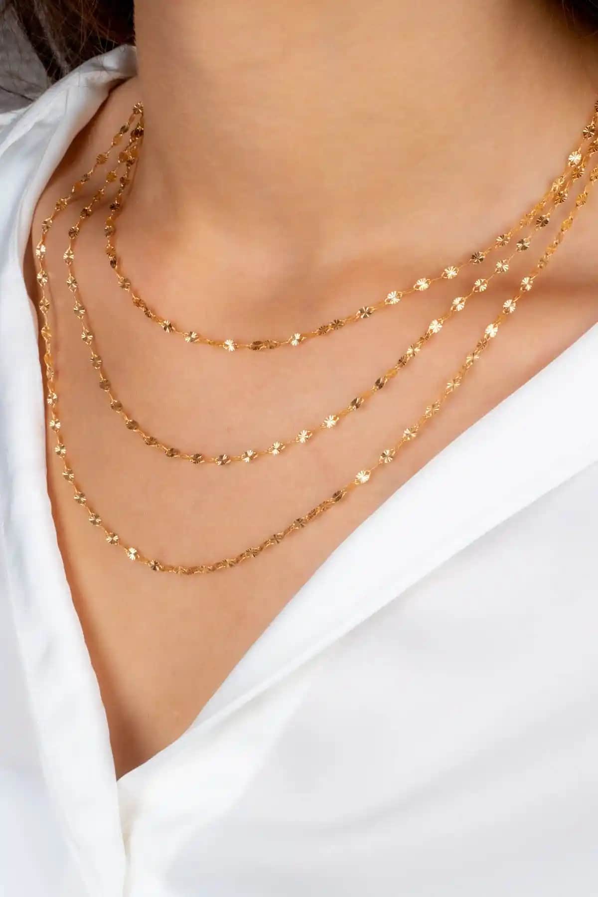 Mücevher Sarayı 22 Ayar Altın Işıltılı Zincir Kolye ile Zarafet ve Kalite