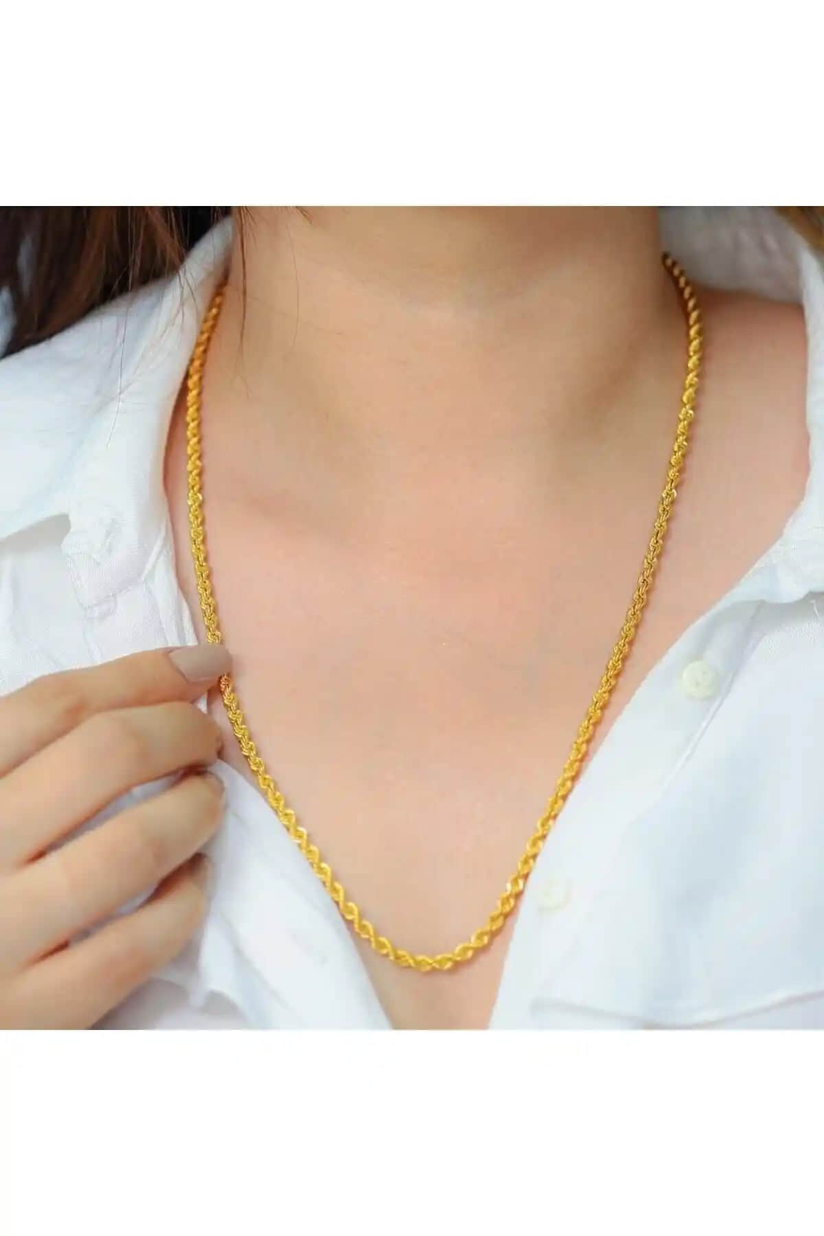 Nisanur Altın 14 Ayar Halat Burgu Zincir: Zarif ve Dayanıklı Günlük Takı Seçeneği