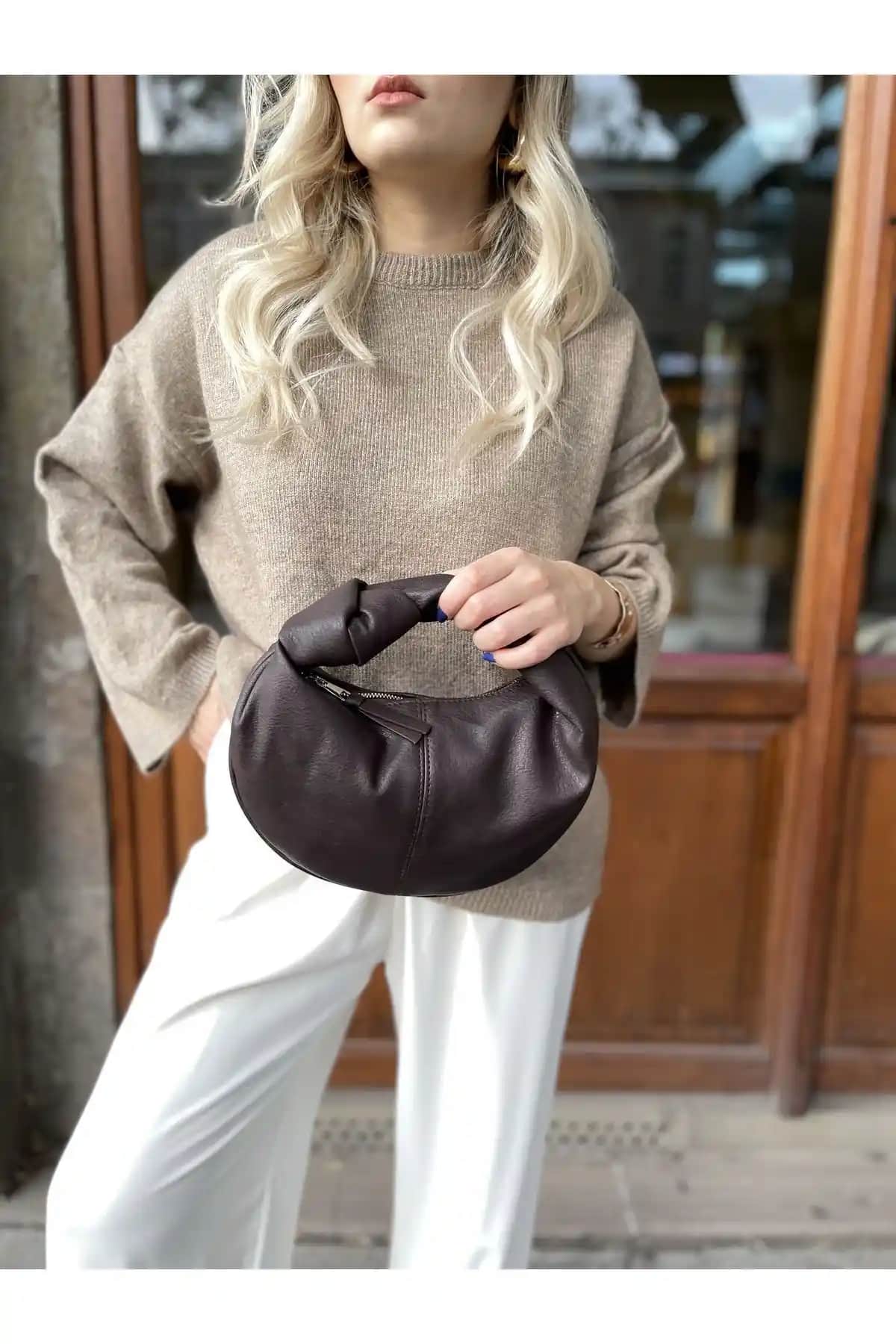 NİSSEA Kadın Mini Düğümlü El Çantası Şık ve Pratik Tasarımıyla Günlük Kullanıma Uygun