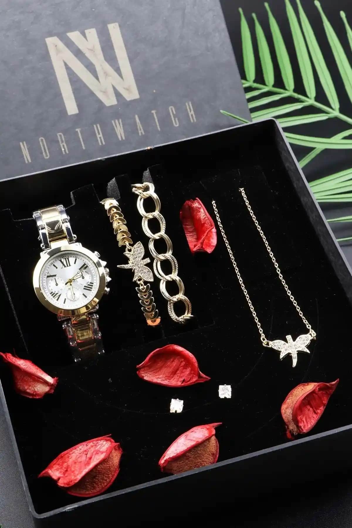 Northwatch Retro Mini Gold Kadın Takı Seti Şıklık ve Dayanıklılık Sunar