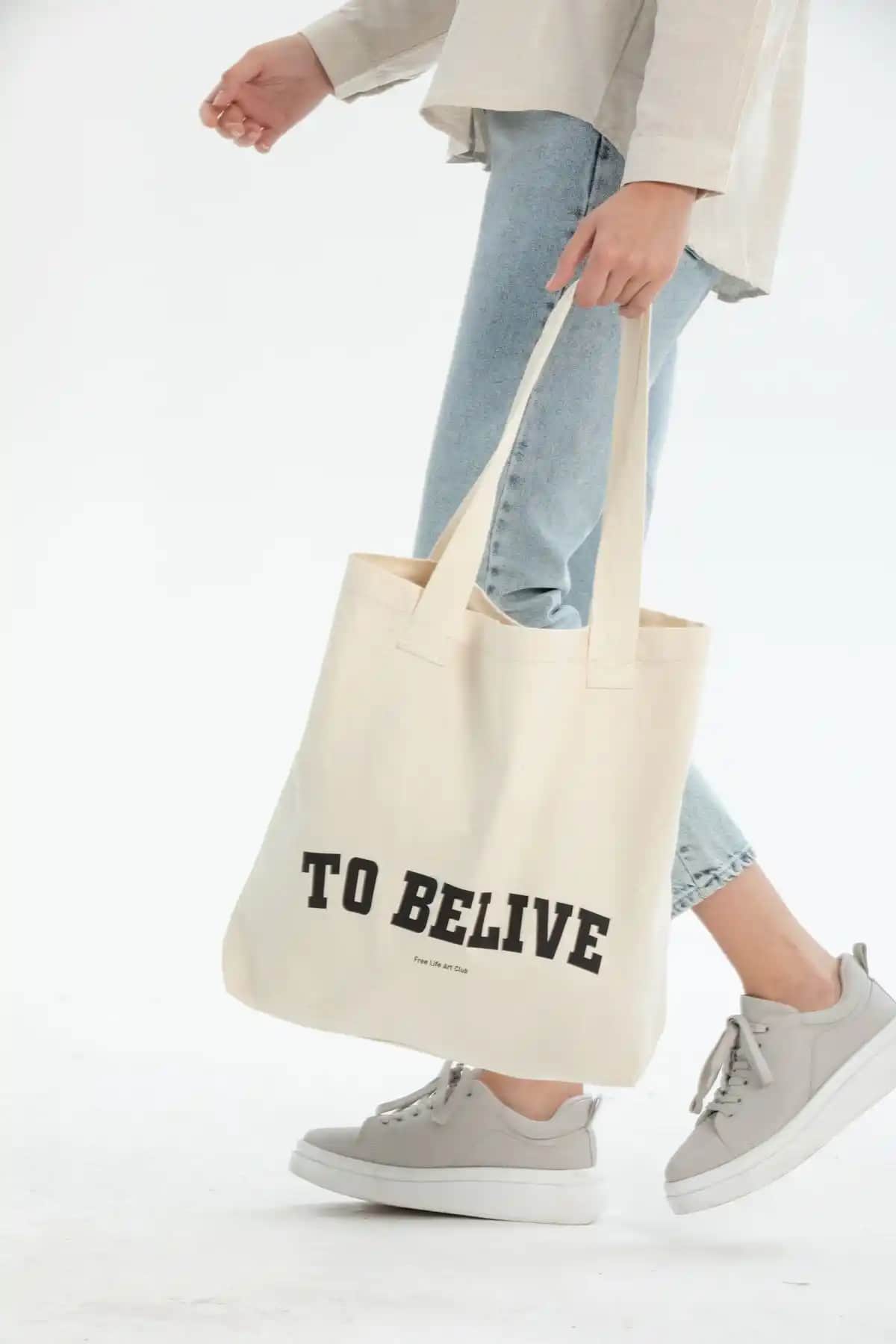 Oktayusta Collection Baskılı Kanvas Çanta: Şık ve Dayanıklı Günlük Kullanım Aksesuarı