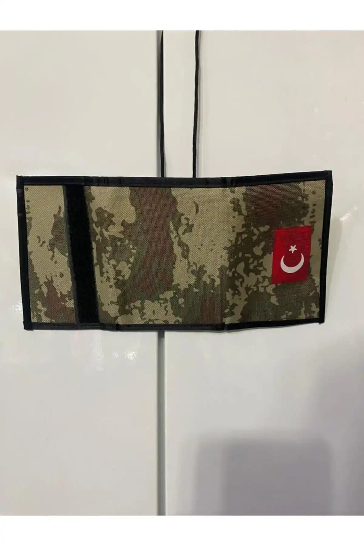 Onartem Unisex Yeşil Boyun Askılı Asker Cüzdanı Günlük Kullanım İçin Modern ve Pratik Tasarım