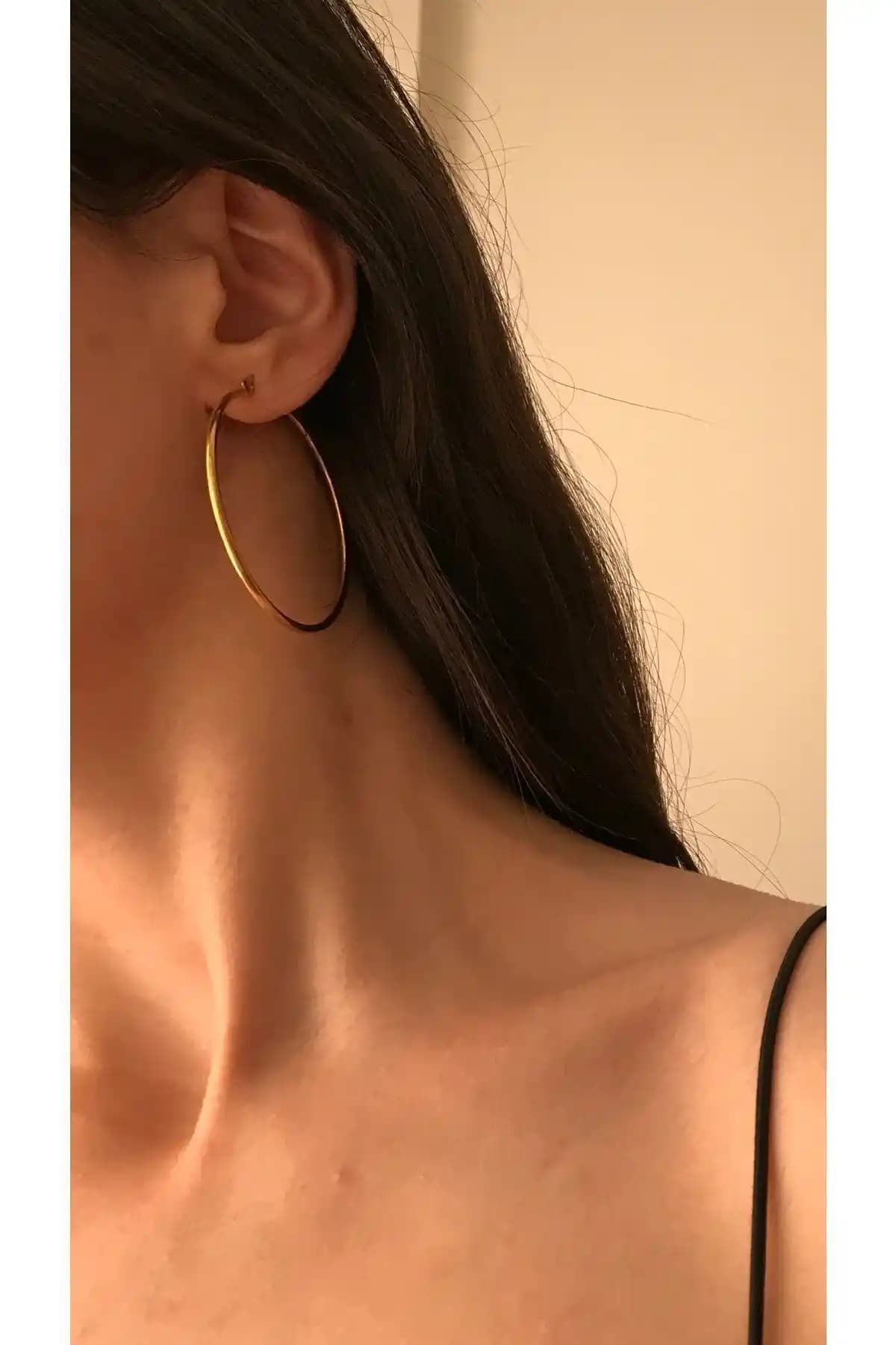 Opia Jewelry Altın Renk Çelik Halka Küpe Modern ve Dayanıklı Tasarım