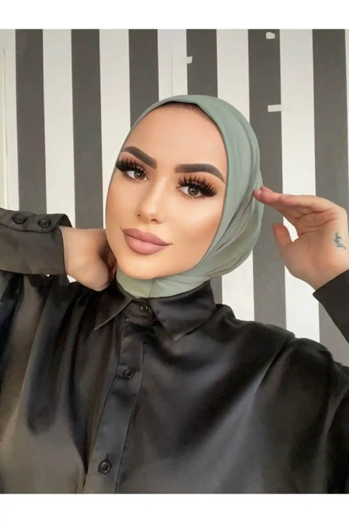 Organik Pamuklu Şal ve Boyunluk: Modern ve Şık Tesettür Aksesuarları