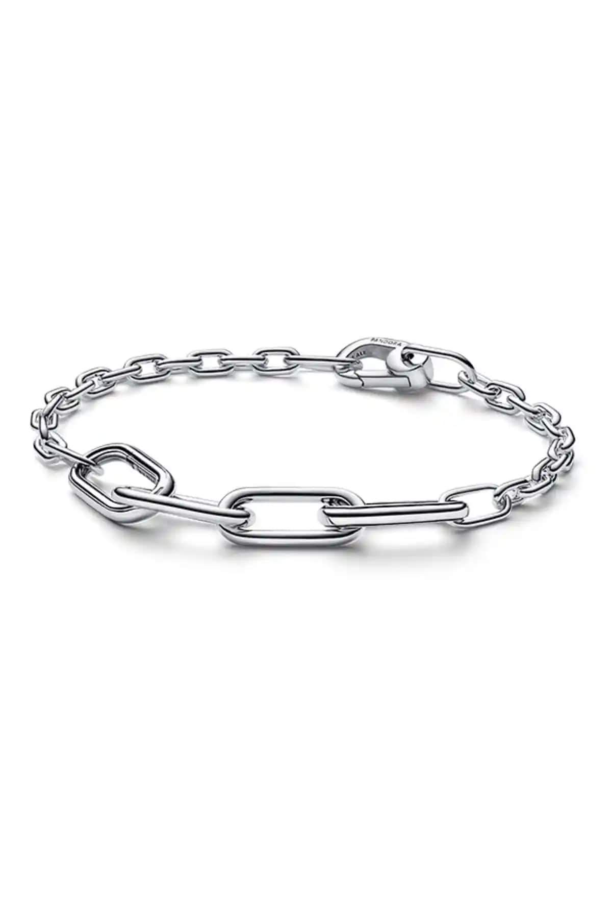 Pandora Me Slim Halka Bileklik: Şık ve Kişiselleştirilebilir Gümüş Takı Seçeneği