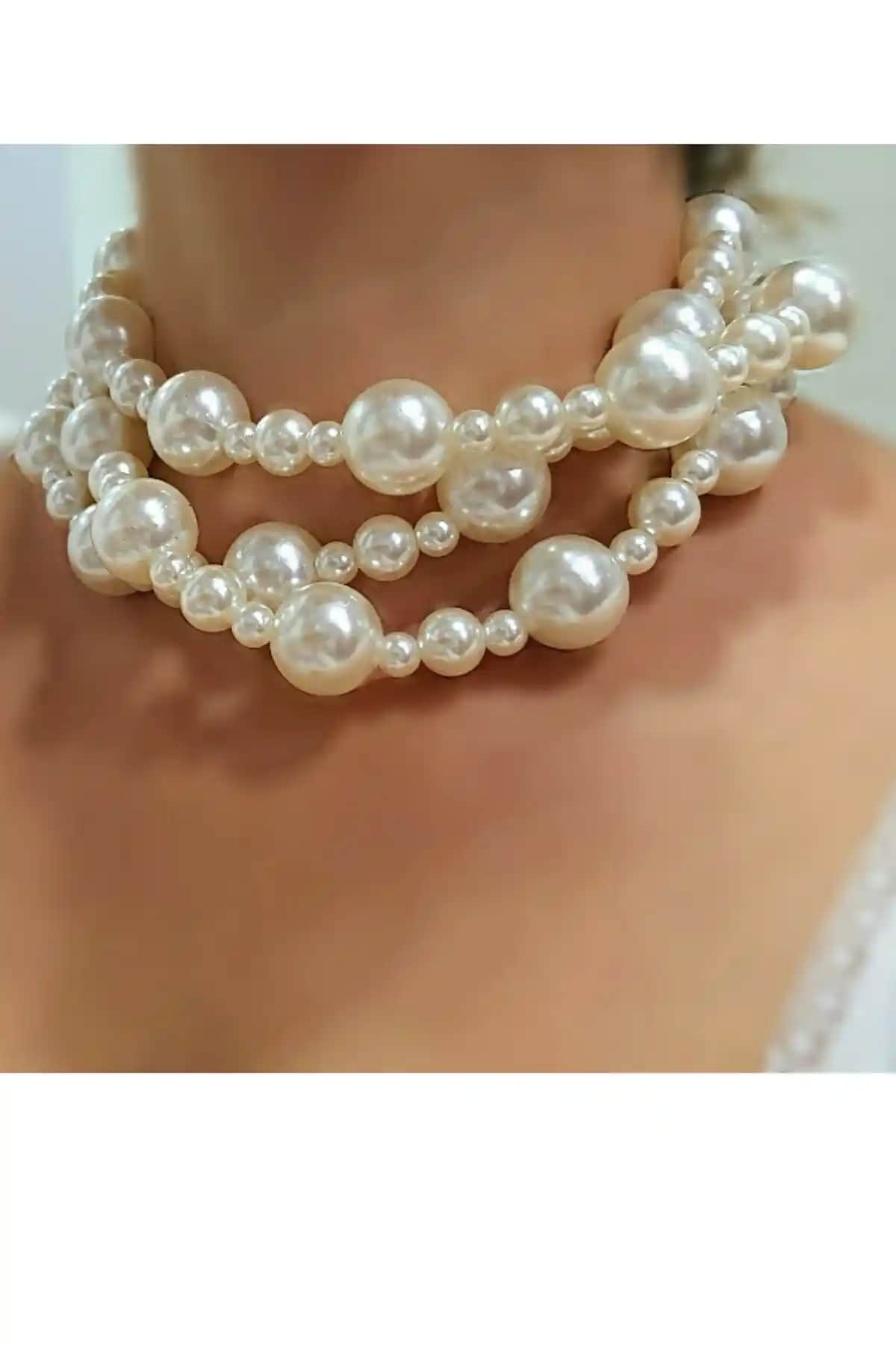 PETEK AKSESUAR Incili Çoklu Choker Kolye: Zarif ve Dayanıklı Kadın Takısı