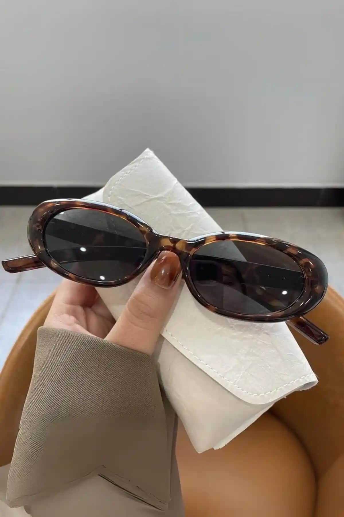 REN EYEWEAR Cat Eye Leopar Vintage Model Oval Güneş Gözlüğü Kadınlar İçin Şık ve Koruyucu Tasarım