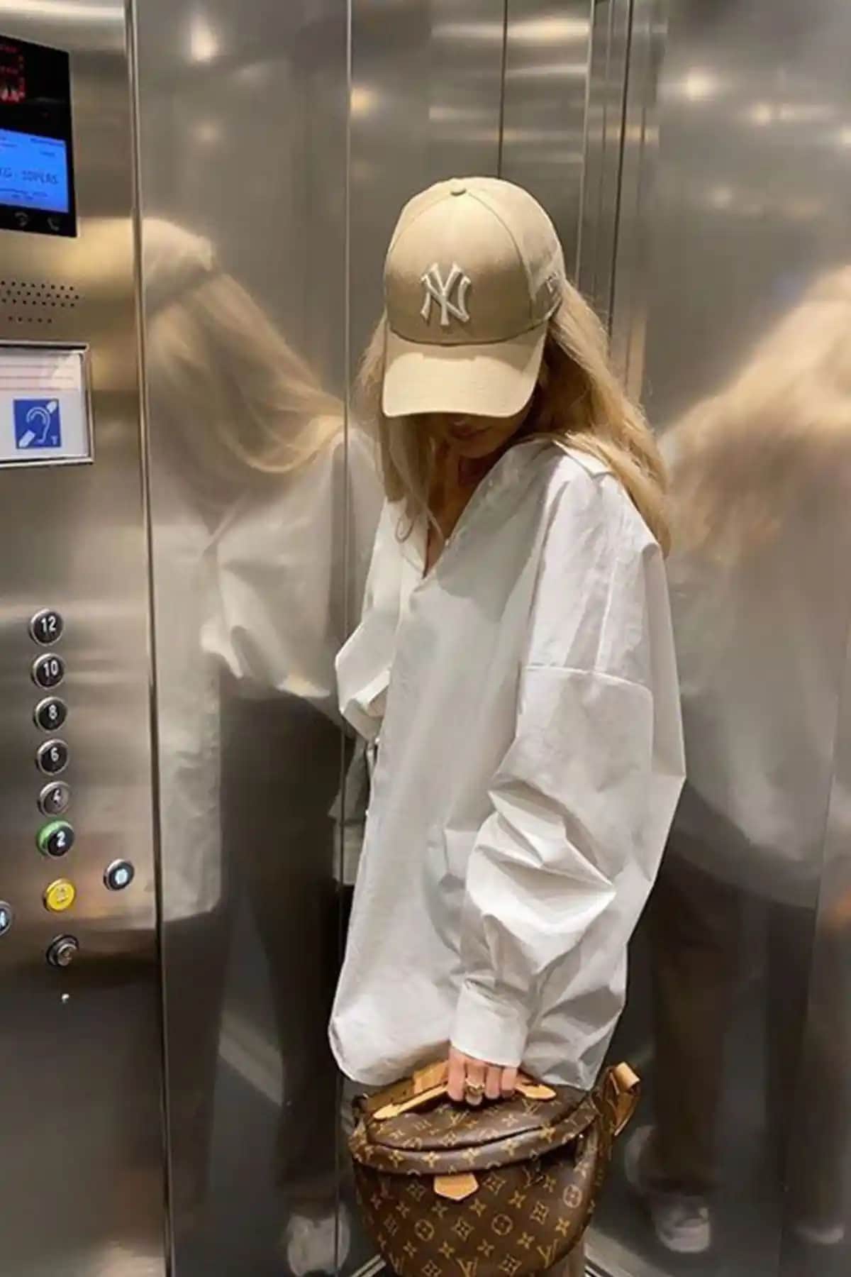 Ritagarcia Unisex NY Taş Beyaz Nakışlı Kep Şapkası - Şık ve Rahat Kullanım İçin