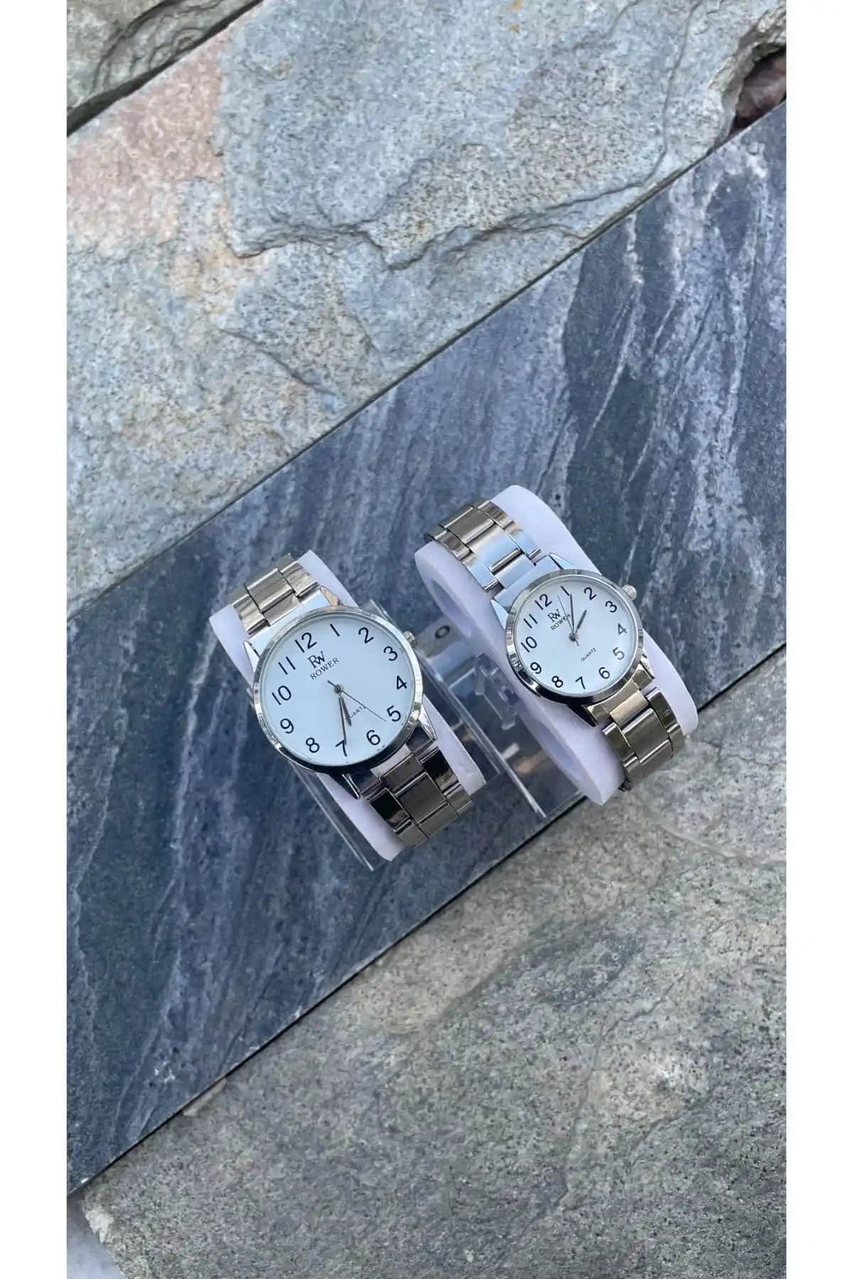 Rower Gümüş Çift Saat: Zarif ve Dayanıklı Tasarım ile Günlük Kullanım İçin Uygun