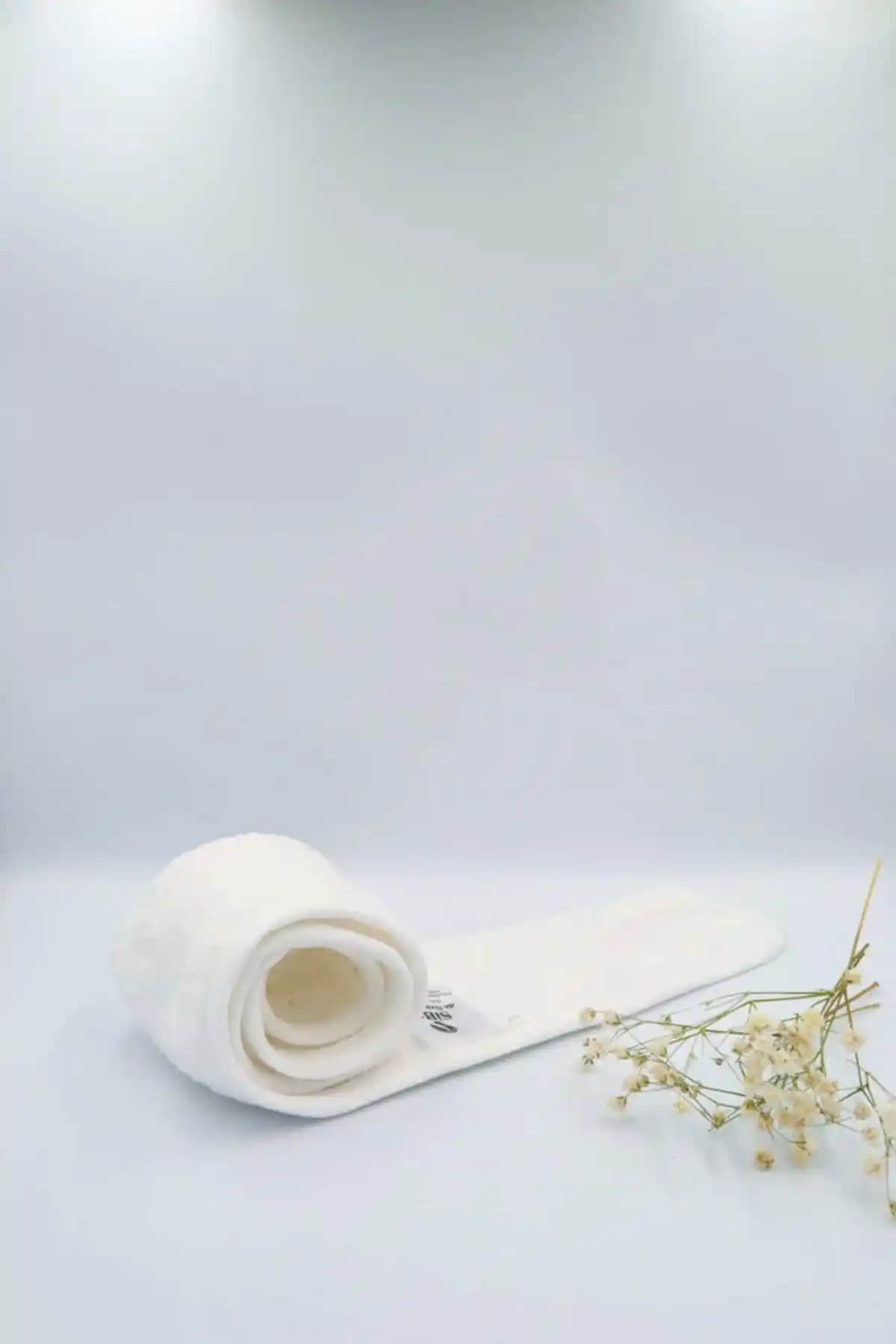 SB Makiyaj Saç Bandı: Günlük Kullanım İçin Konforlu ve İşlevsel Tasarım