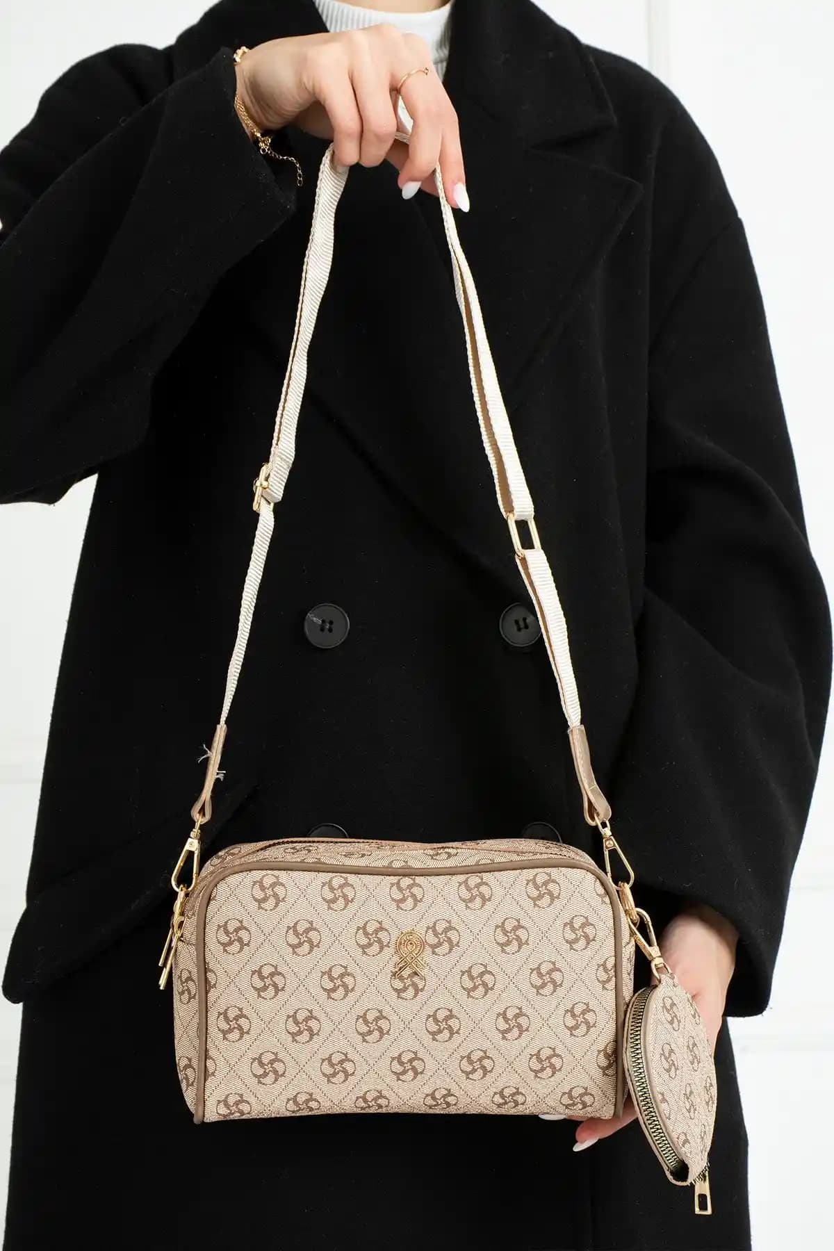 SDL LEATHER Vizon Rossi Kadın Omuz Çantası Modern ve Kullanışlı Tasarım