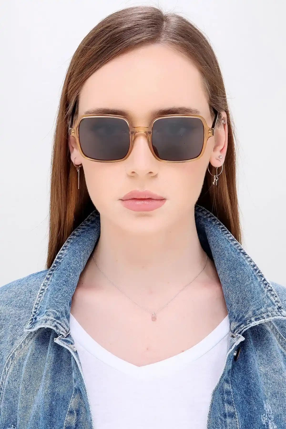 Şık ve Fonksiyonel Affair ET303 C024 Gözlük Modeli ile Gözlerinizi Koruyun