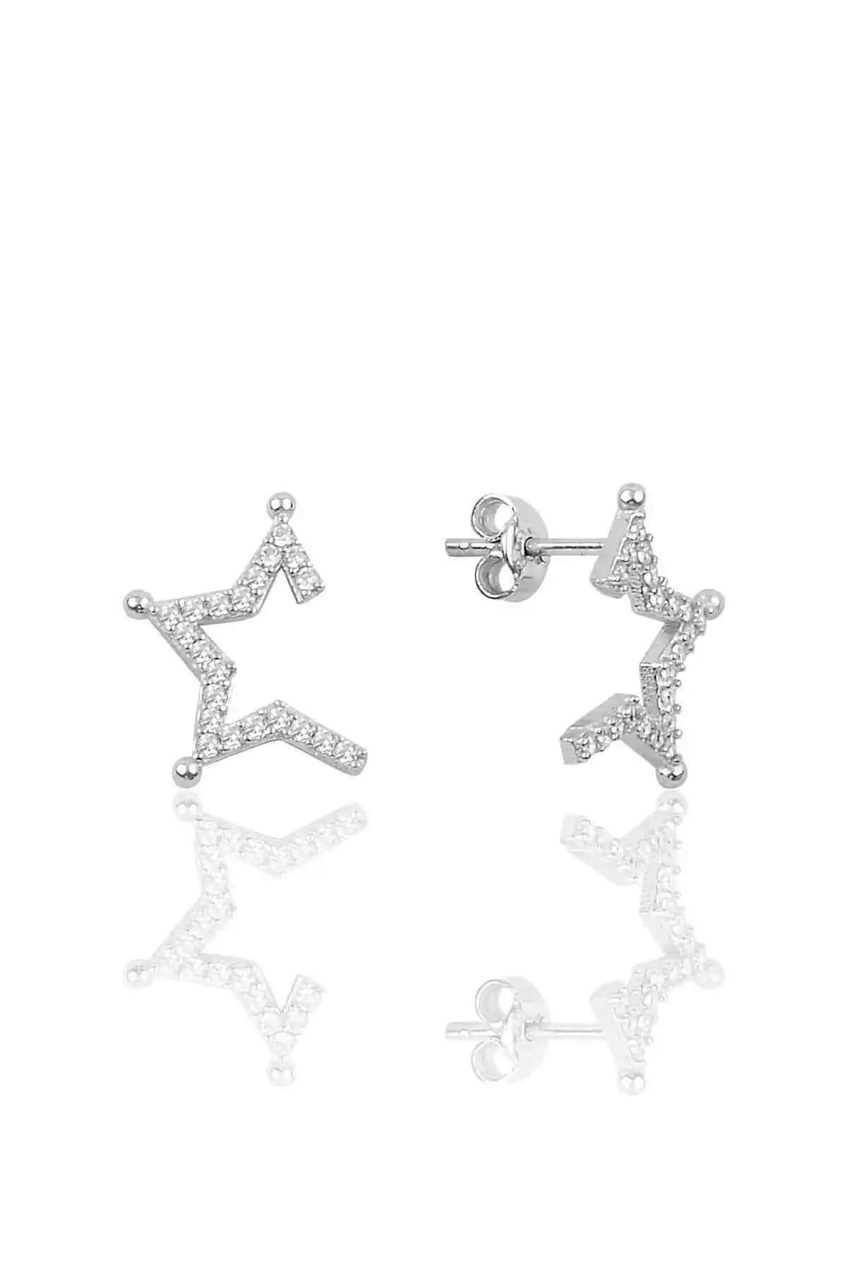 Söğütlü Silver Gümsüz Yarım Yılz Küpe: Zarif ve Dayanıklı Gümüş Takı Seçeneği