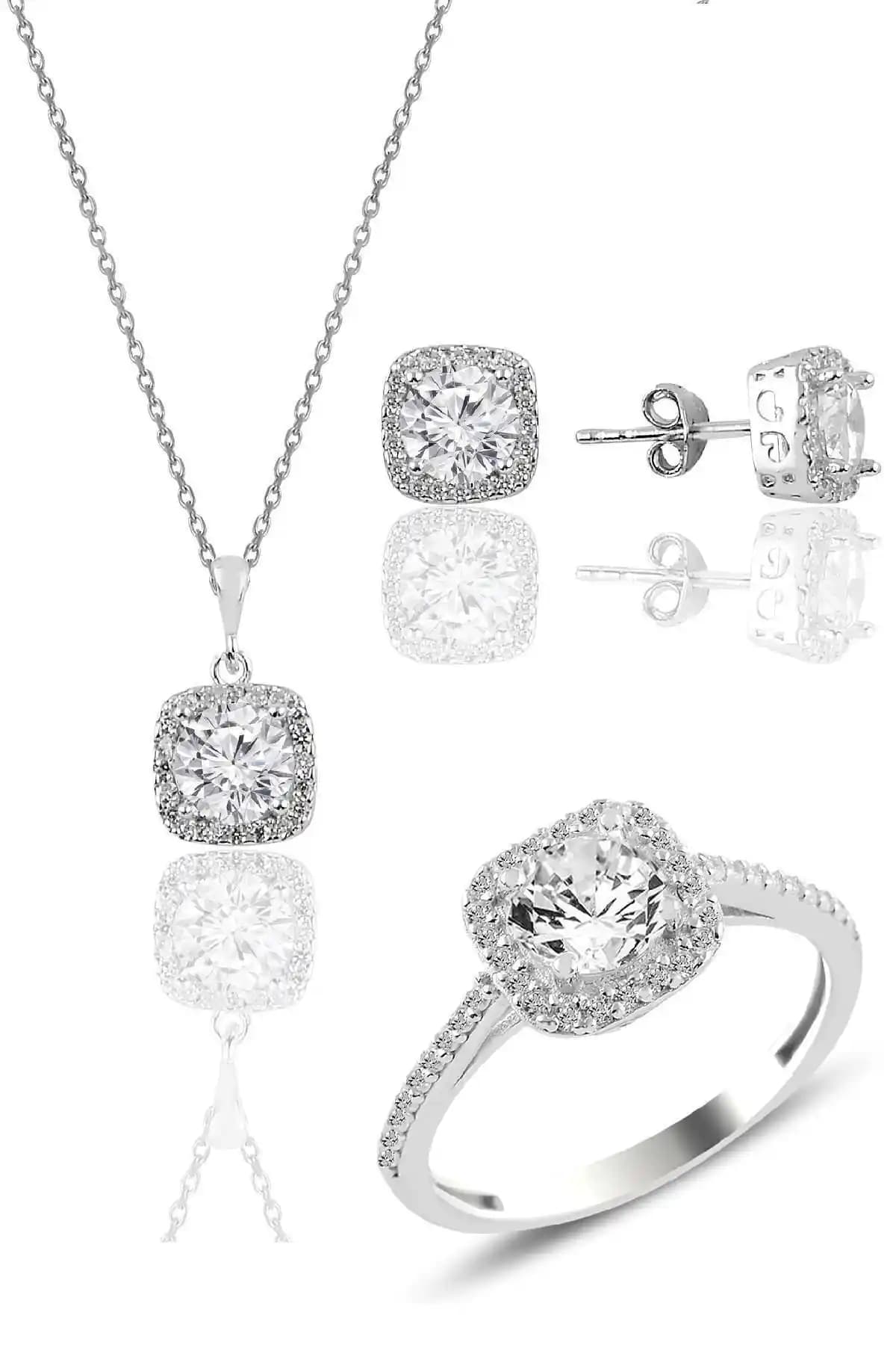 Söğütlü Silver Rodyum Kaplamalı Zirkon Taşlı Kare Üçlü Takı Seti Özellikleri ve Kullanım İpuçları