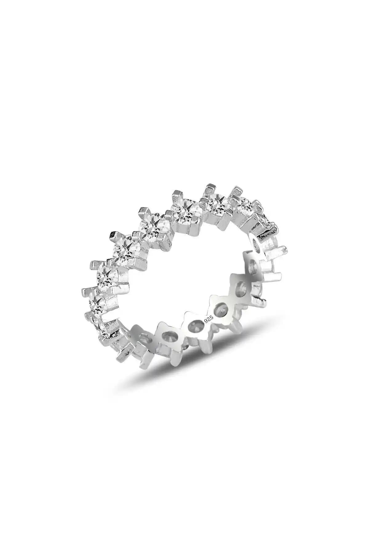 Söğütlü Silver Rodyumlu Pırlanta Çapraz Su Yolu Tamtur Yüzük Özellikleri ve Şıklığı