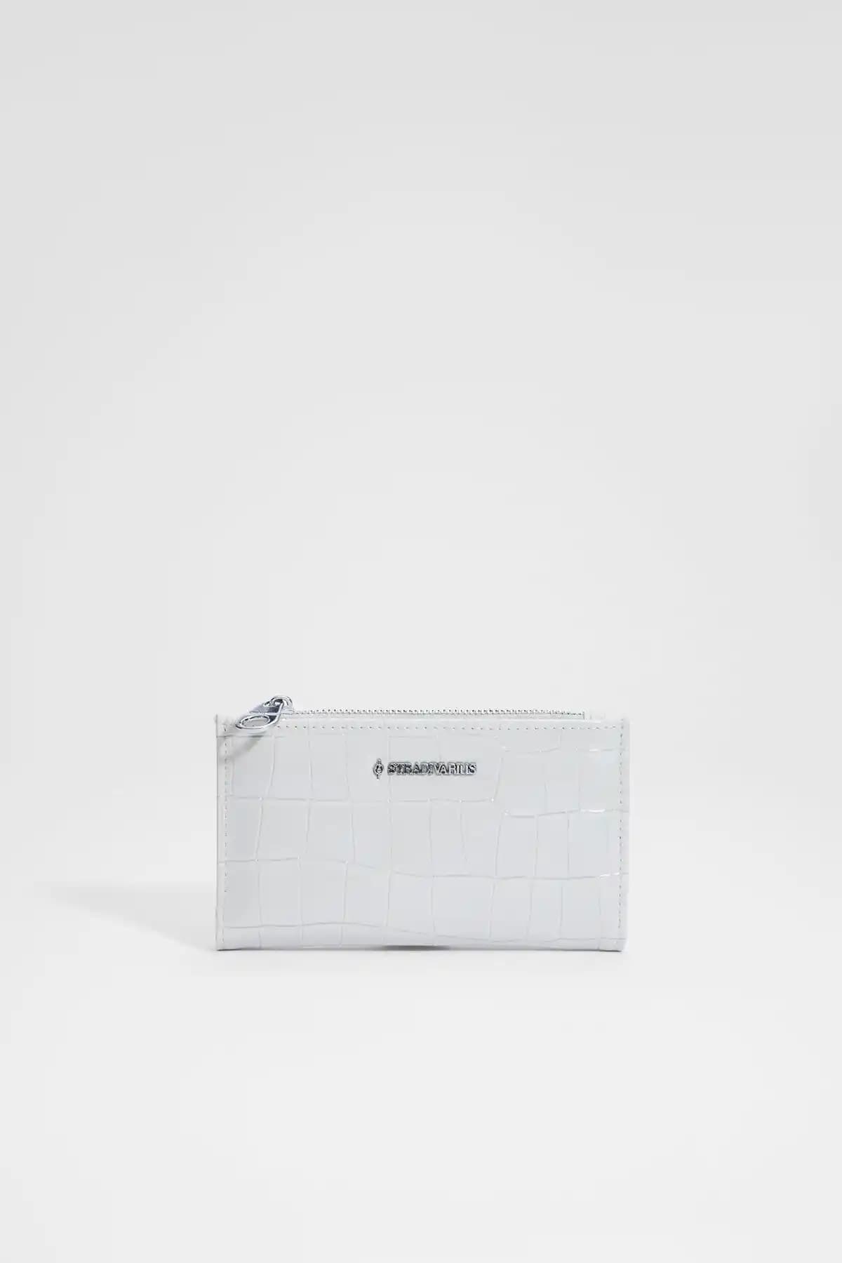 Stradivarius Timsah Desenli Basic Cüzdan Günlük Kullanım ve Şıklık İçin Uygun