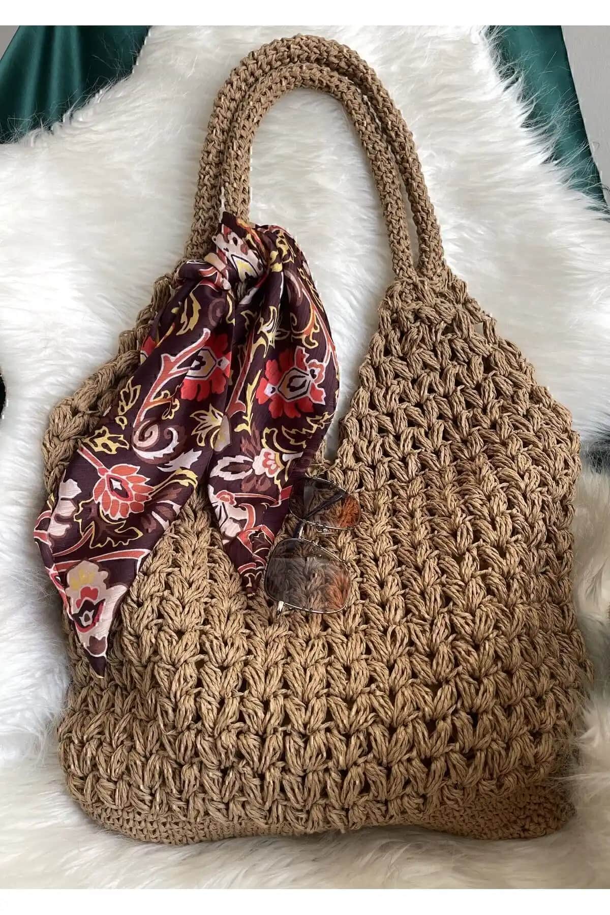 Symaslandesign Astarlı Hasır Çanta: Doğa Dostu ve Şık Günlük Aksesuar