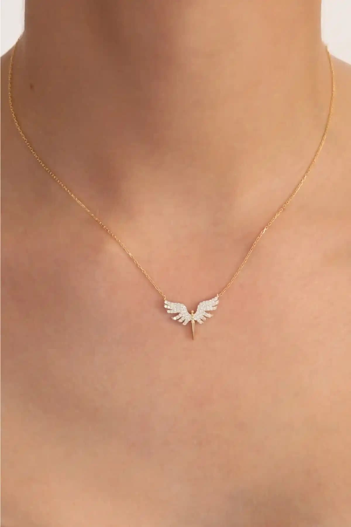 Takı Tak Mikail Gümüş Kolye: Zarif ve Modern Tasarım, Günlük Kullanıma Uygun