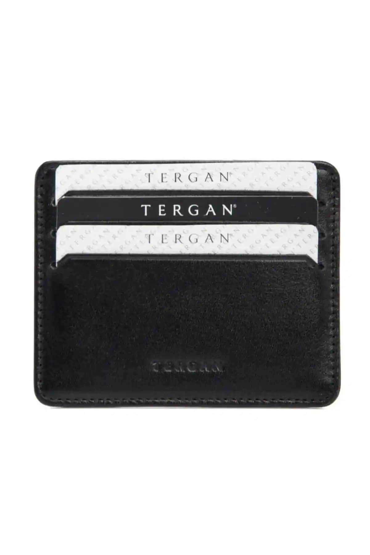 Tergan Siyah Deri Unisex Kredi Kartlık: Şık ve Fonksiyonel Günlük Aksesuar