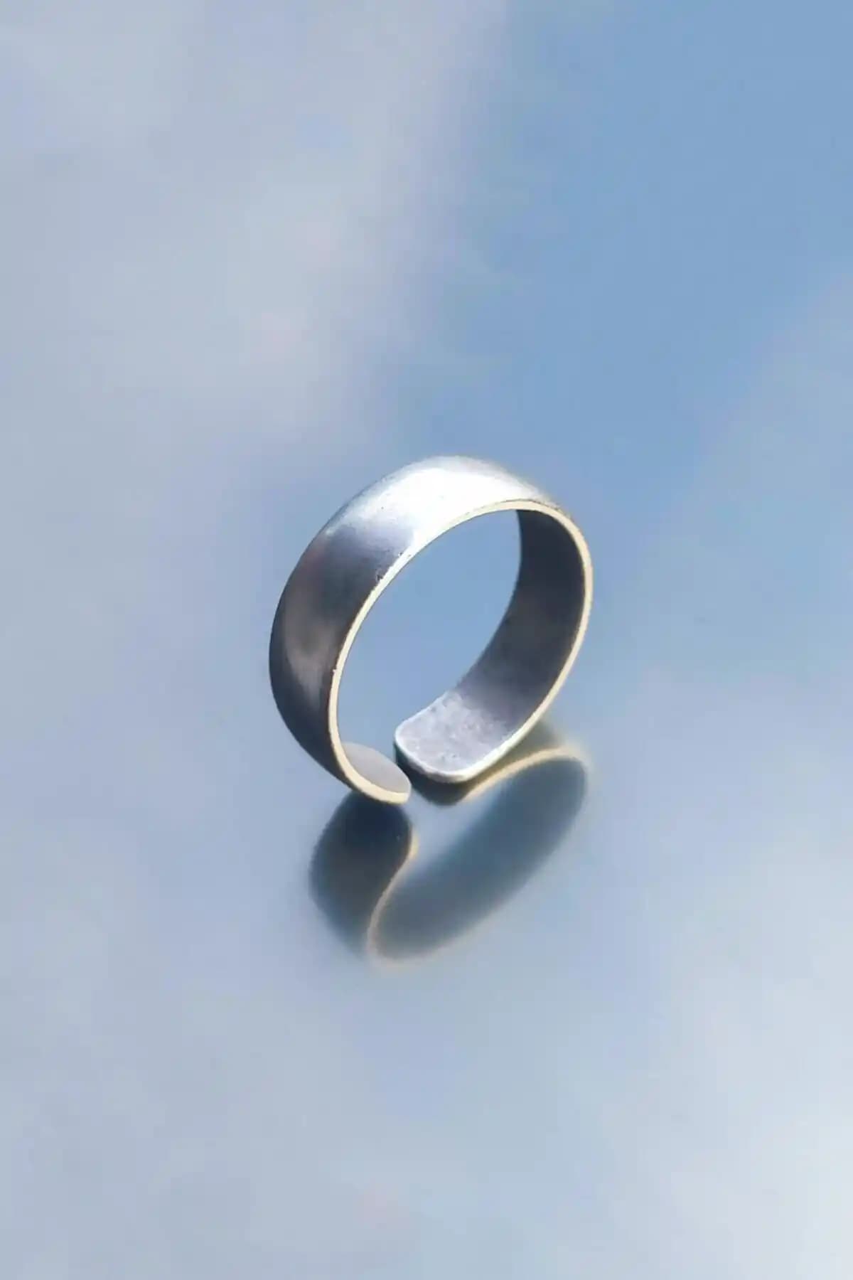 The Collection Tasarımı Modern ve Dayanıklı Gümüş Kaplama Yüzük Özellikleri ve Kullanıcı Yorumları