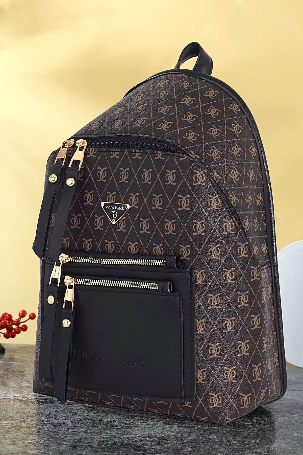 Tonny Black Orijinal Kadın Çantası Günlük Kullanım İçin Şık ve Fonksiyonel Tasarım